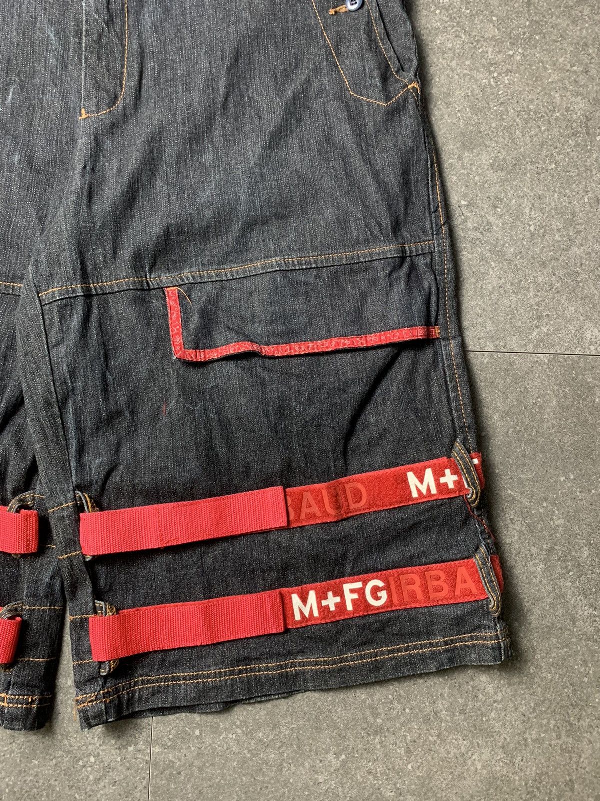 Marithe + Francois Girbaud 2000s Marithe Francois Girbaud Double Shuttle Tape Jorts Size US 40 / EU 56 - 5 Thumbnail