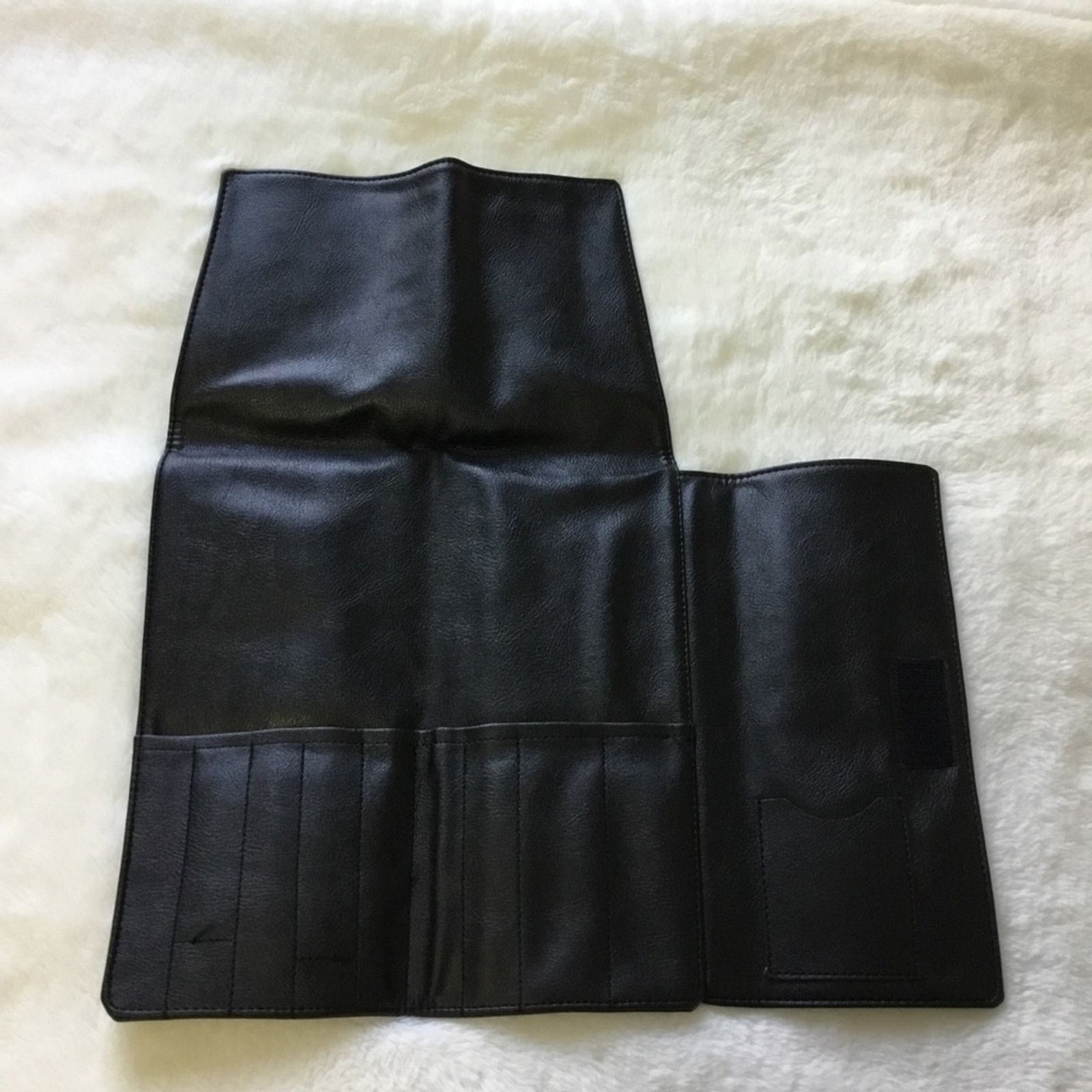 Other Black Leather Makeup Case Size ONE SIZE - 8 Thumbnail