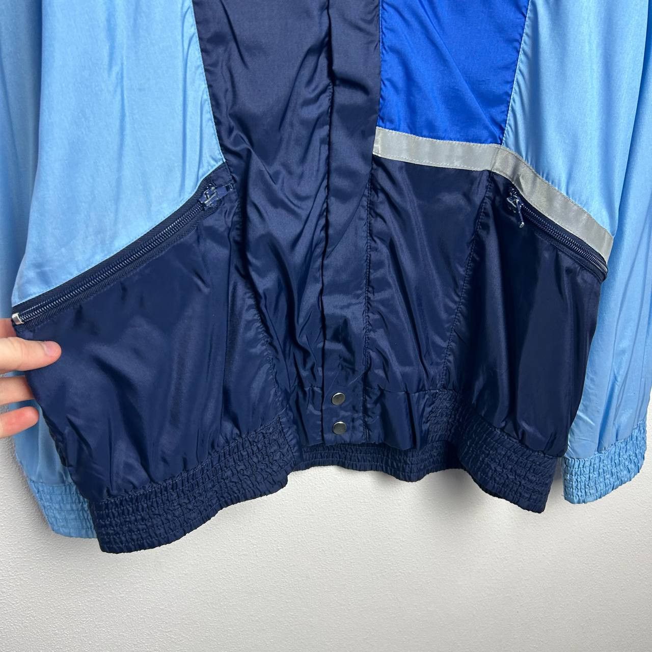Adidas Vintage Adidas Nylon Small logo nylon rare jacket Size US M / EU 48-50 / 2 - 5 Thumbnail