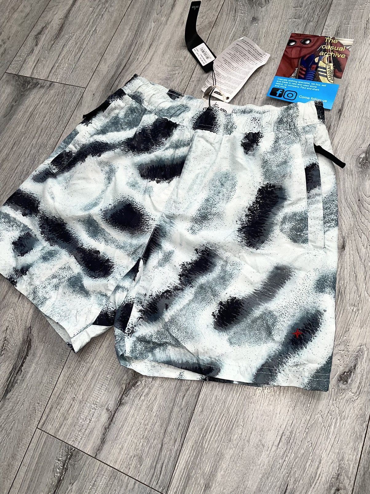 Stone Island Stone island marina reef camo shorts Size US 30 / EU 46 - 4 Thumbnail
