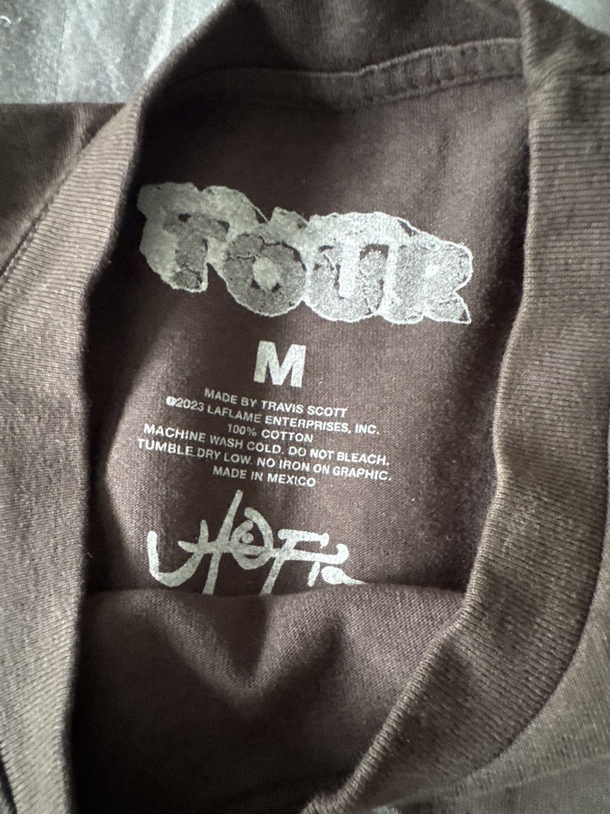Travis Scott Travis Scott Utopia Circus Maximus 2023 tour L/S tee Size US M / EU 48-50 / 2 - 4 Thumbnail