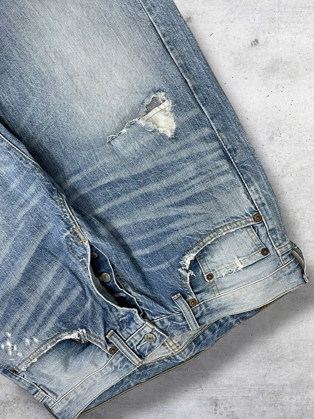 Levi's Vintage Clothing VINTAGE 501 LEVIS USA DESIGNER 90S CLASSIC RIPPED OG DENIM Size US 30 / EU 46 - 10 Thumbnail