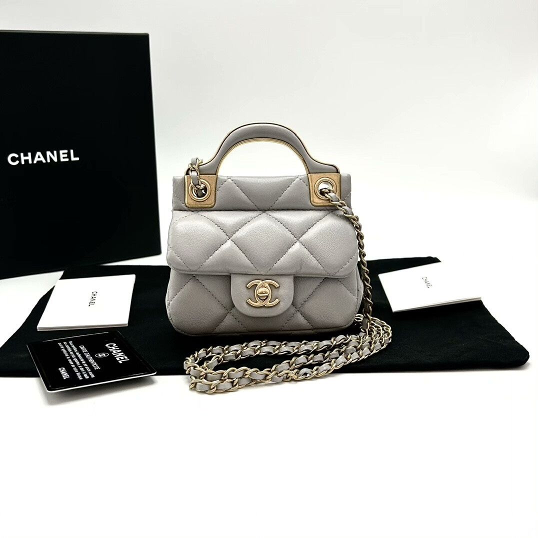 Chanel Pre-loved Bag Very good condition Size ONE SIZE - 1 Thumbnail