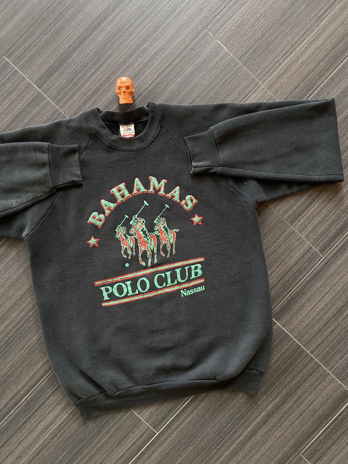 Fruit Of The Loom × Vintage 90s bahamas polo faded black sweatshirt XL Size US XL / EU 56 / 4 - 1 Thumbnail