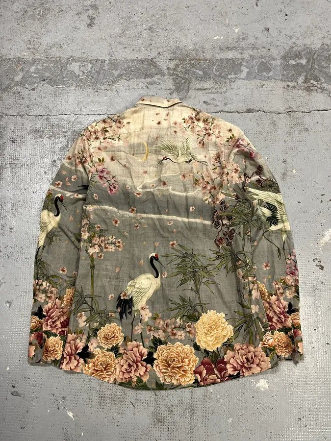 Dolce & Gabbana 2010s Dolce & Gabbana Floral Print Fantasy Shirt Size US M / EU 48-50 / 2 - 7 Thumbnail