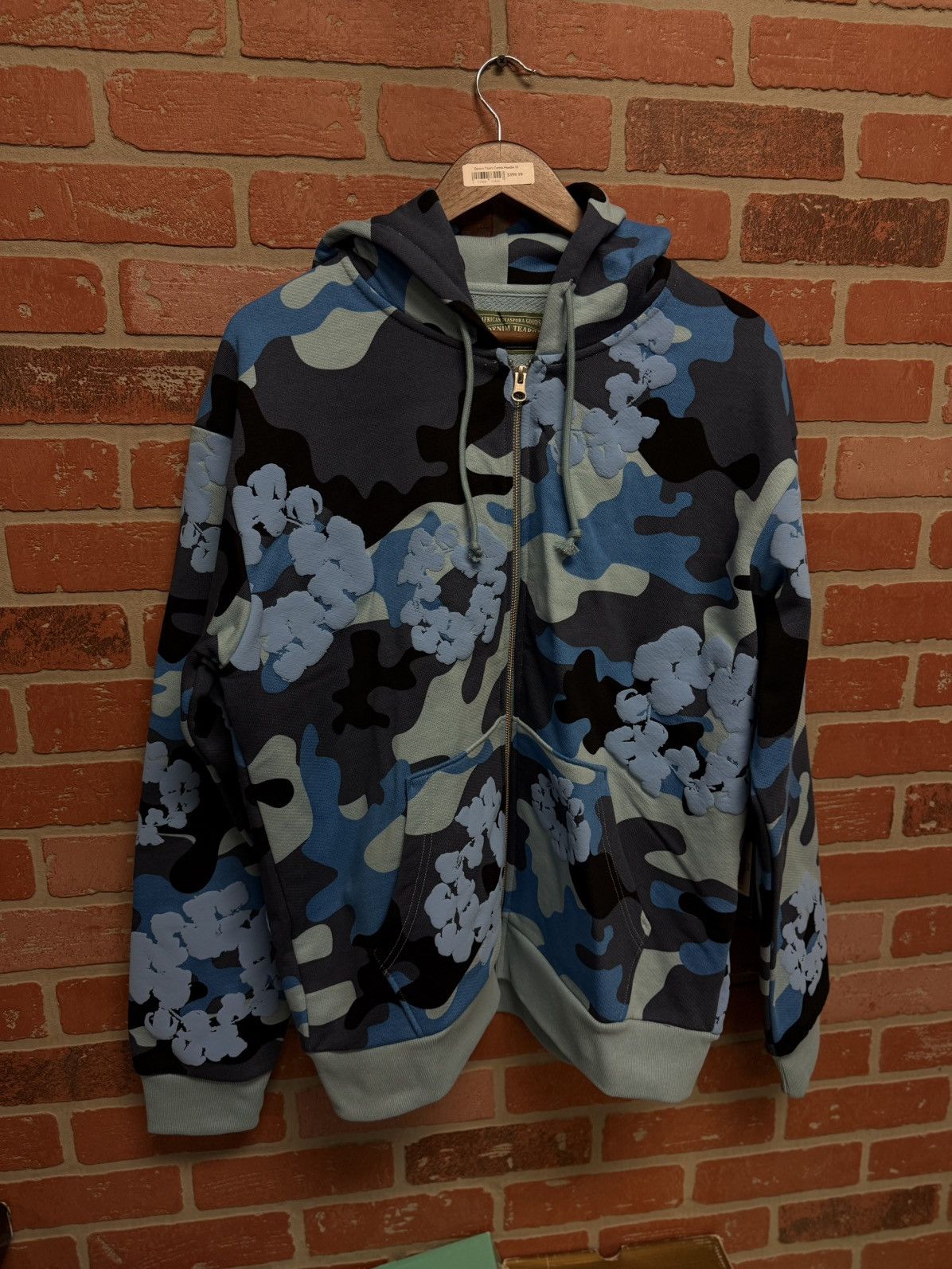 DENIM TEARS Denim Tears Cotton Wreath Hoodie Blue Size Medium (NEW) Size US M / EU 48-50 / 2 - 2 Thumbnail