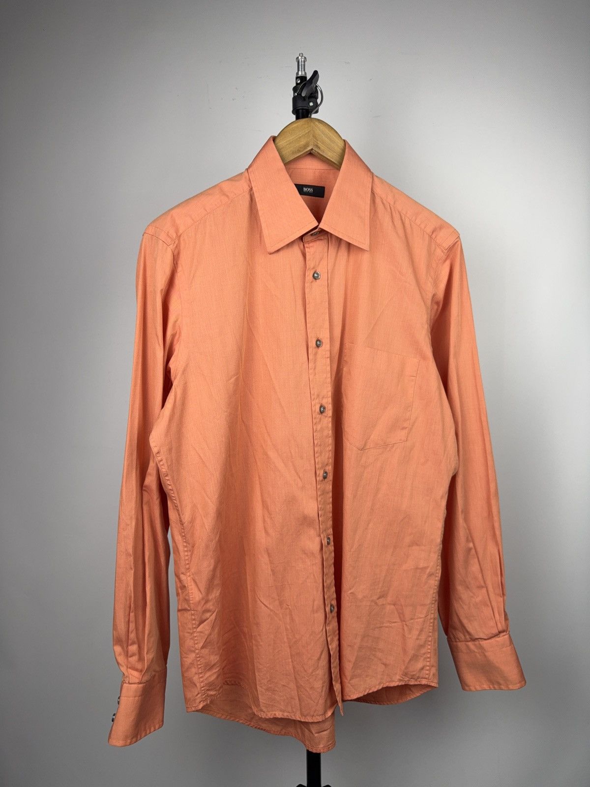 Hugo Boss Luxury Hugo Boss Orange Dress Shirt Slim Fit Italian Fabric Size US L / EU 52-54 / 3 - 1 Thumbnail
