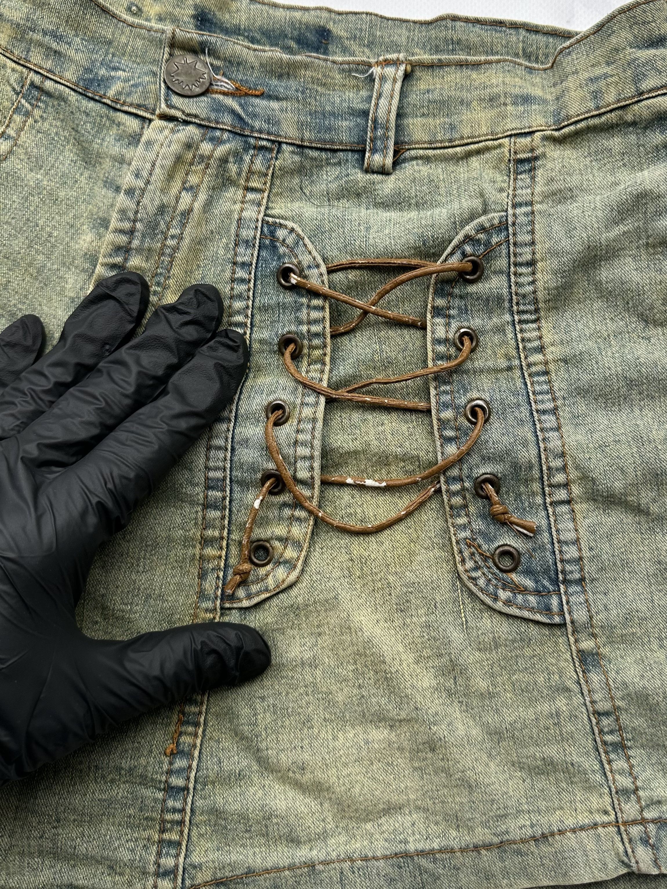 Japanese Brand × Vintage Vintage Faded Bondage Mini Shorts Size 28" / US 6 / IT 42 - 4 Thumbnail