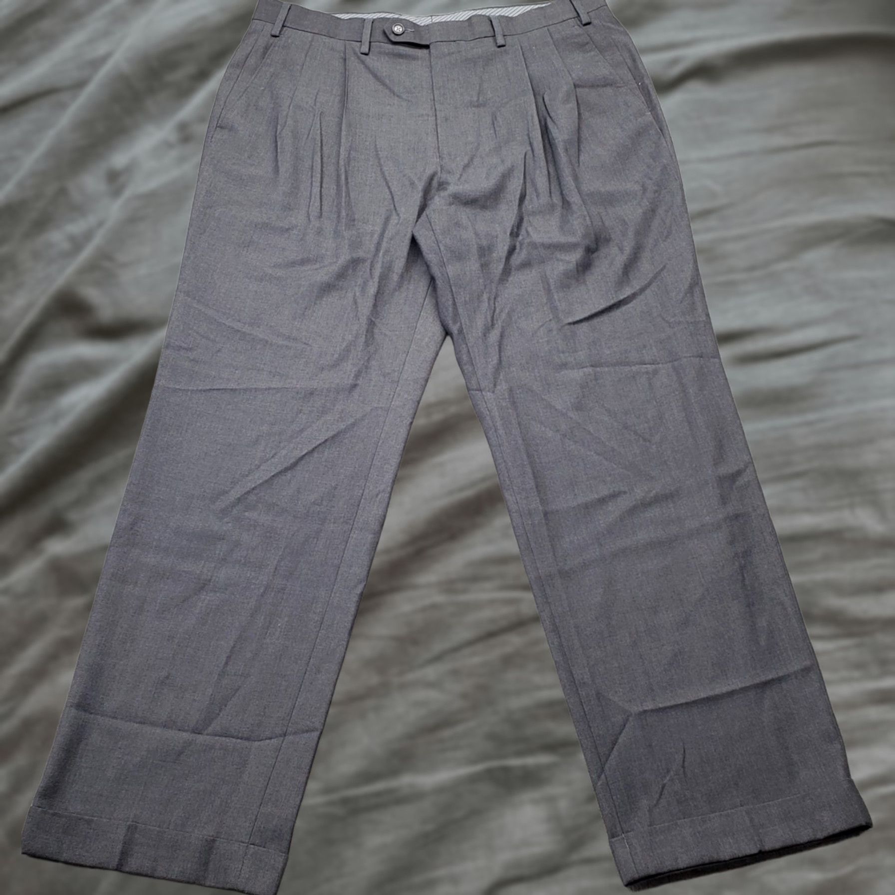 Ralph Lauren Lauren Ralph Lauren Dress Pants Mens 36/30 Gray Stretch High Waist Slash Pockets Dress Pants Mens Size 36 Gray Regular Wide Readability Size US 36 / EU 52 - 1 Thumbnail