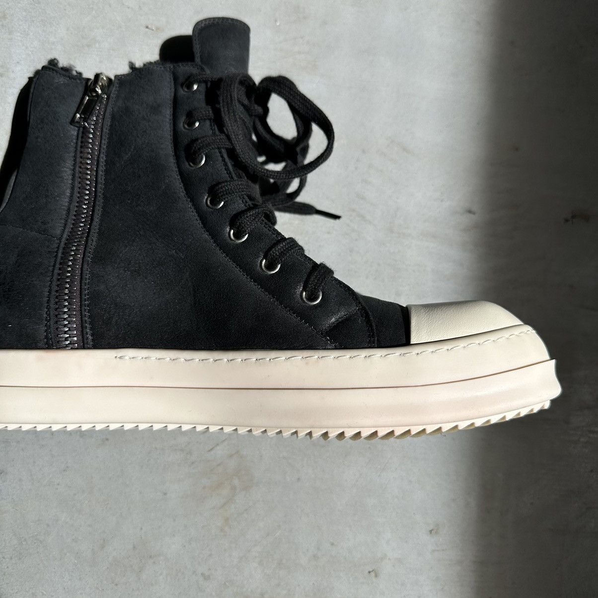 Rick Owens Rick Owens Shearling High-Sneakers FW17 Size US 8 / EU 41 - 8 Thumbnail