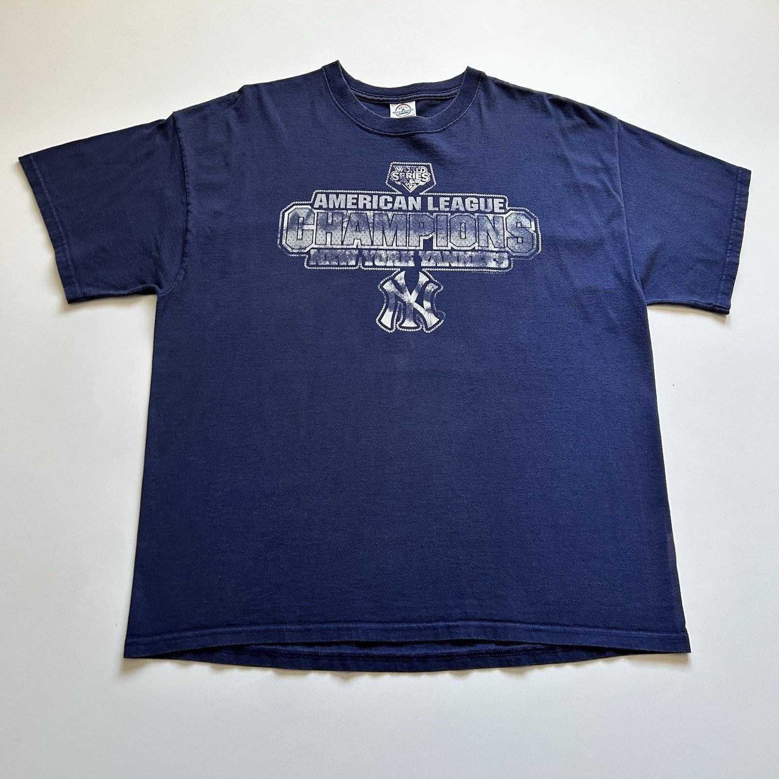 Delta × MLB × Vintage Vintage New York Yankees MLB Shirt XL Y2K 2009 World Series Size US XL / EU 56 / 4 - 2 Thumbnail