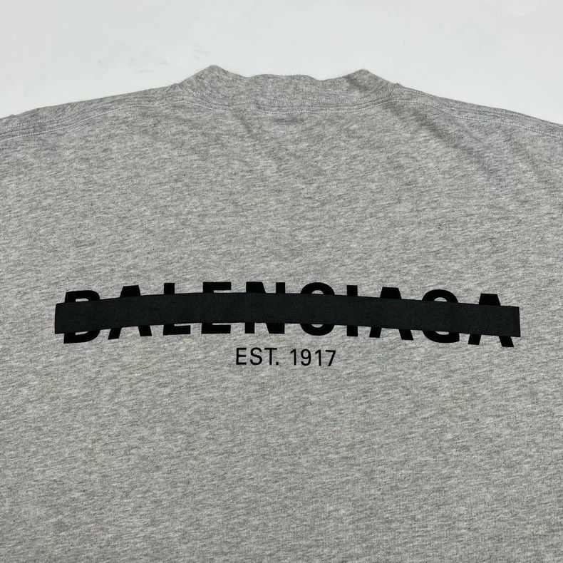 Balenciaga Balenciaga Gray front and back letters logo delete line ta Size US S / EU 44-46 / 1 - 5 Thumbnail