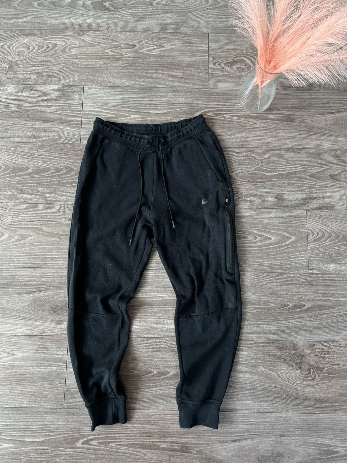 Nike Nike Tech Fleece Big Zip Pocket Triple Black Sweatpants Size US 30 / EU 46 - 4 Thumbnail