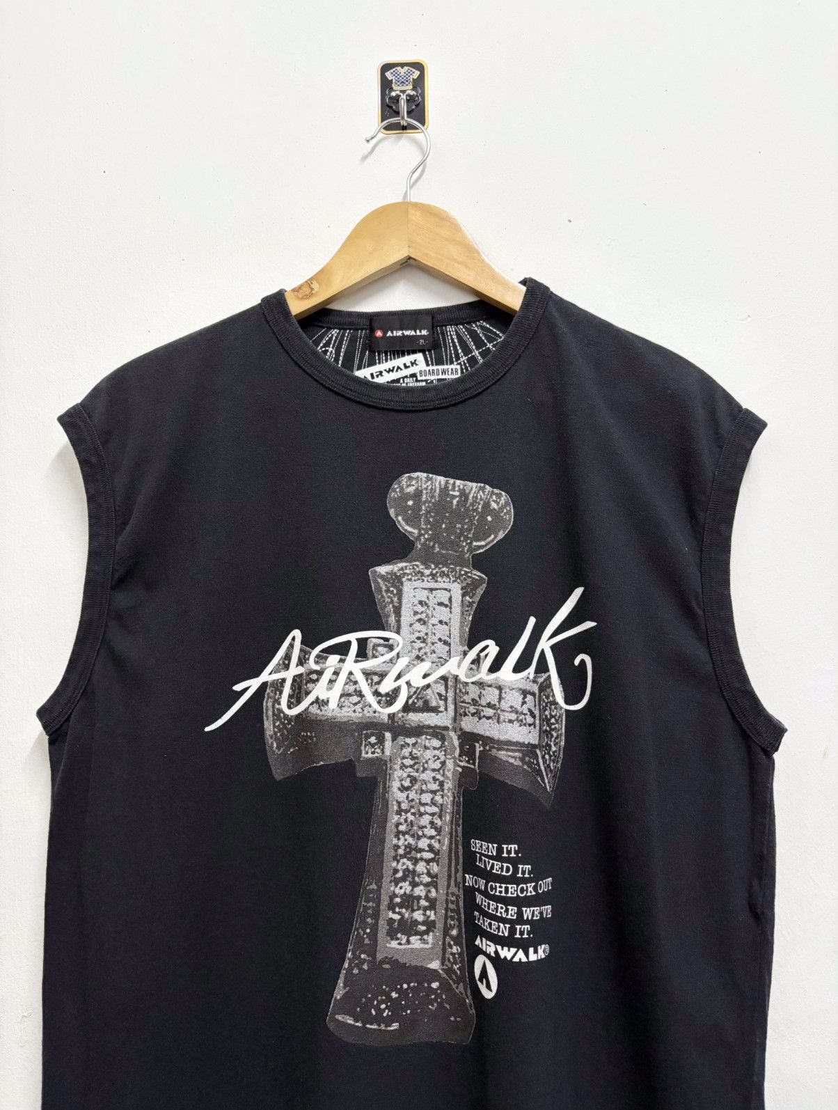 Airwalk × Vintage AirWalk Cross Chrome Heart Sleeveless Size US L / EU 52-54 / 3 - 3 Thumbnail