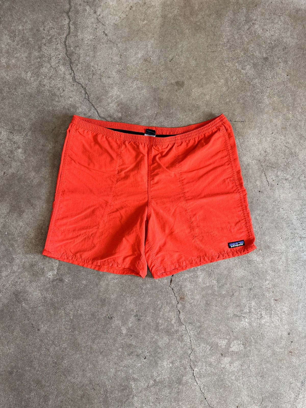 Patagonia × Vintage Y2K Orange Patagonia Shorts Size US 38 / EU 54 - 1 Thumbnail