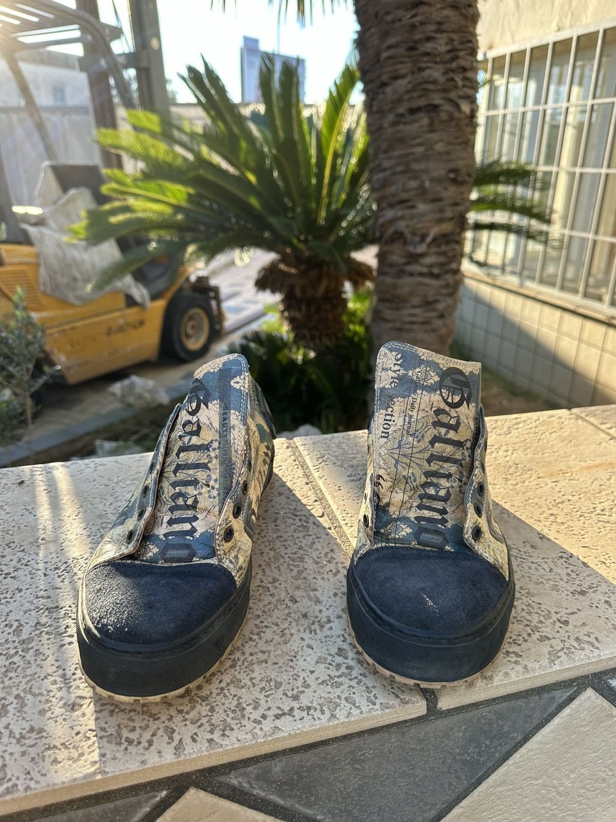 John Galliano Shoes Sneakers Newspaper Print 42 size