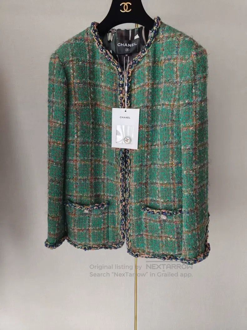 Chanel Chanel Green jacket Size XXS / US 00 / IT 34 - 1 Thumbnail