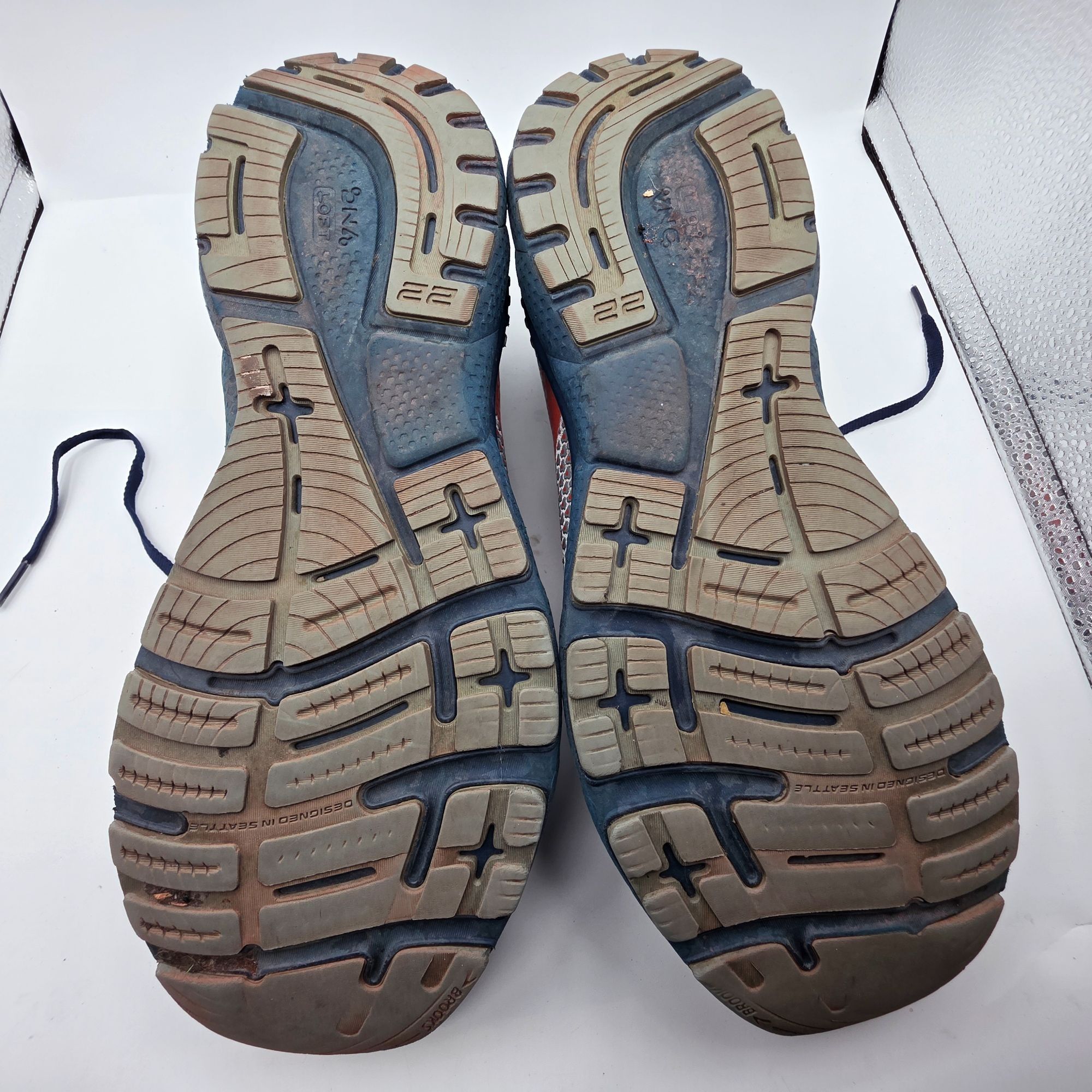 Brooks Brooks Adrenaline GTS 22 Mens Size 13 Gray Arctic Red Athlet Size US 13 / EU 46 - 8 Thumbnail