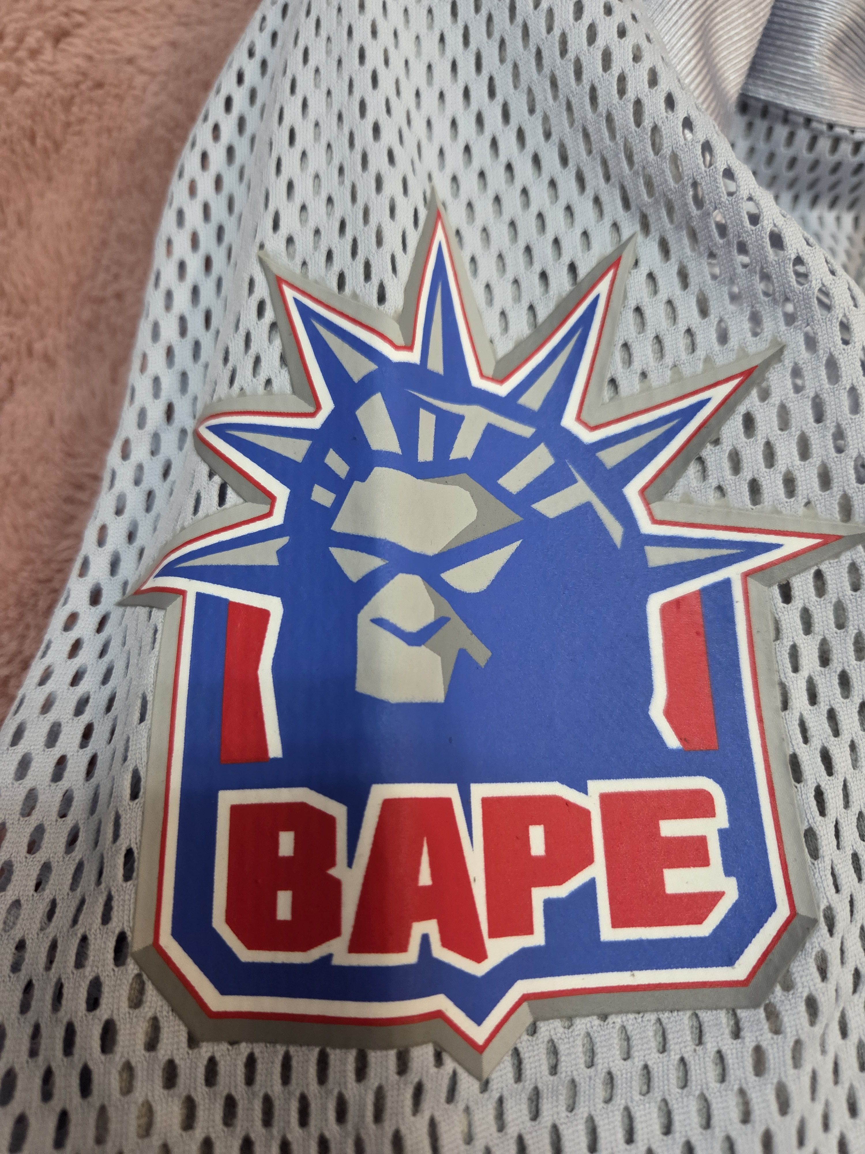 Bape Bape NFL Hockey double layered hoodie XL Size US XL / EU 56 / 4 - 7 Thumbnail
