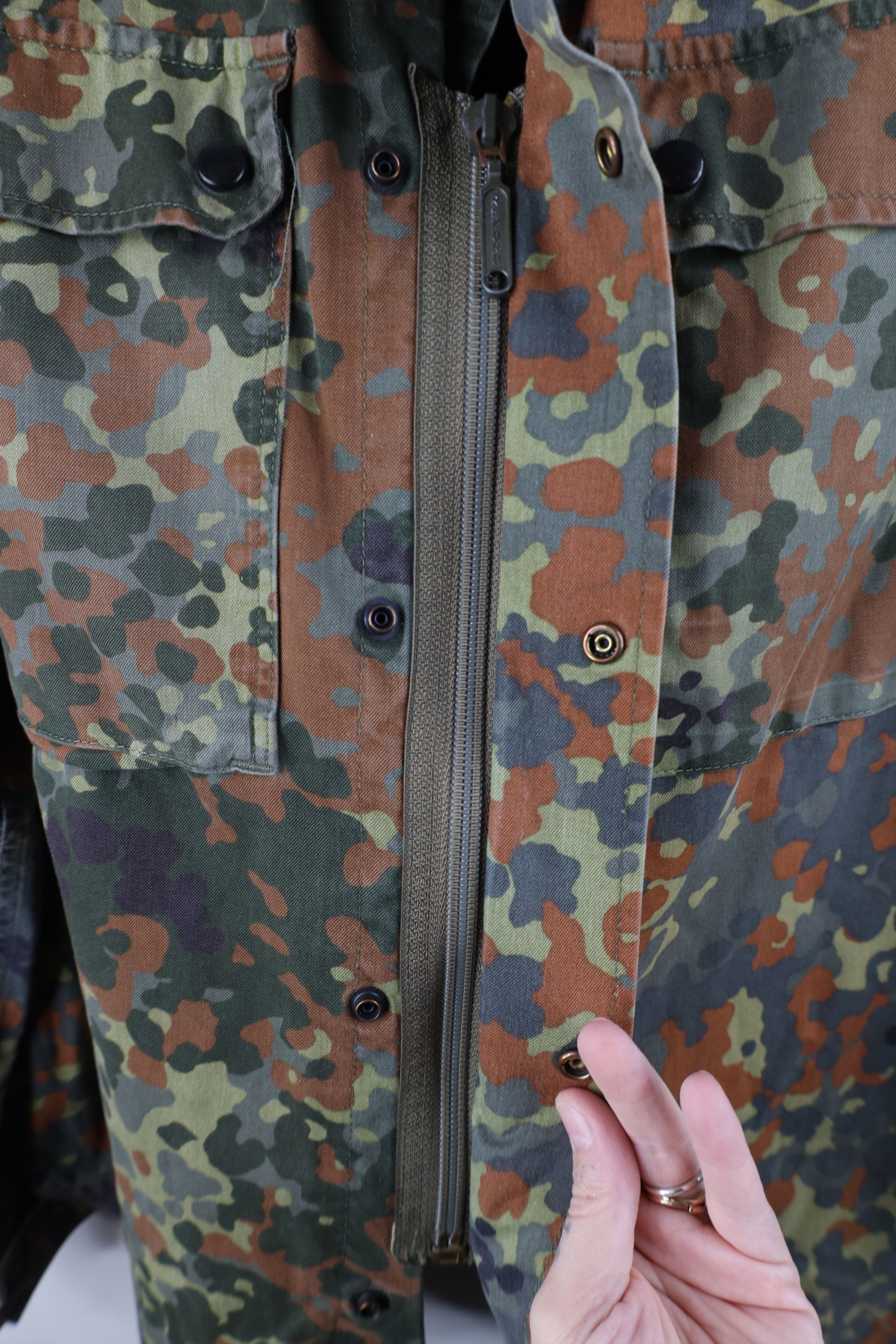 Vintage Vintage 90s German Military Camouflage Shirt Field Jacket Size US L / EU 52-54 / 3 - 9 Thumbnail