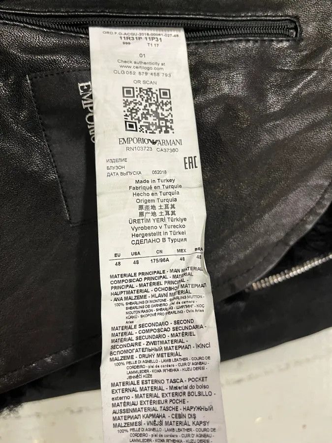 Emporio Armani AW2018 Emporio Armani Fur Collar Black Leather Jacket Size US M / EU 48-50 / 2 - 12 Thumbnail
