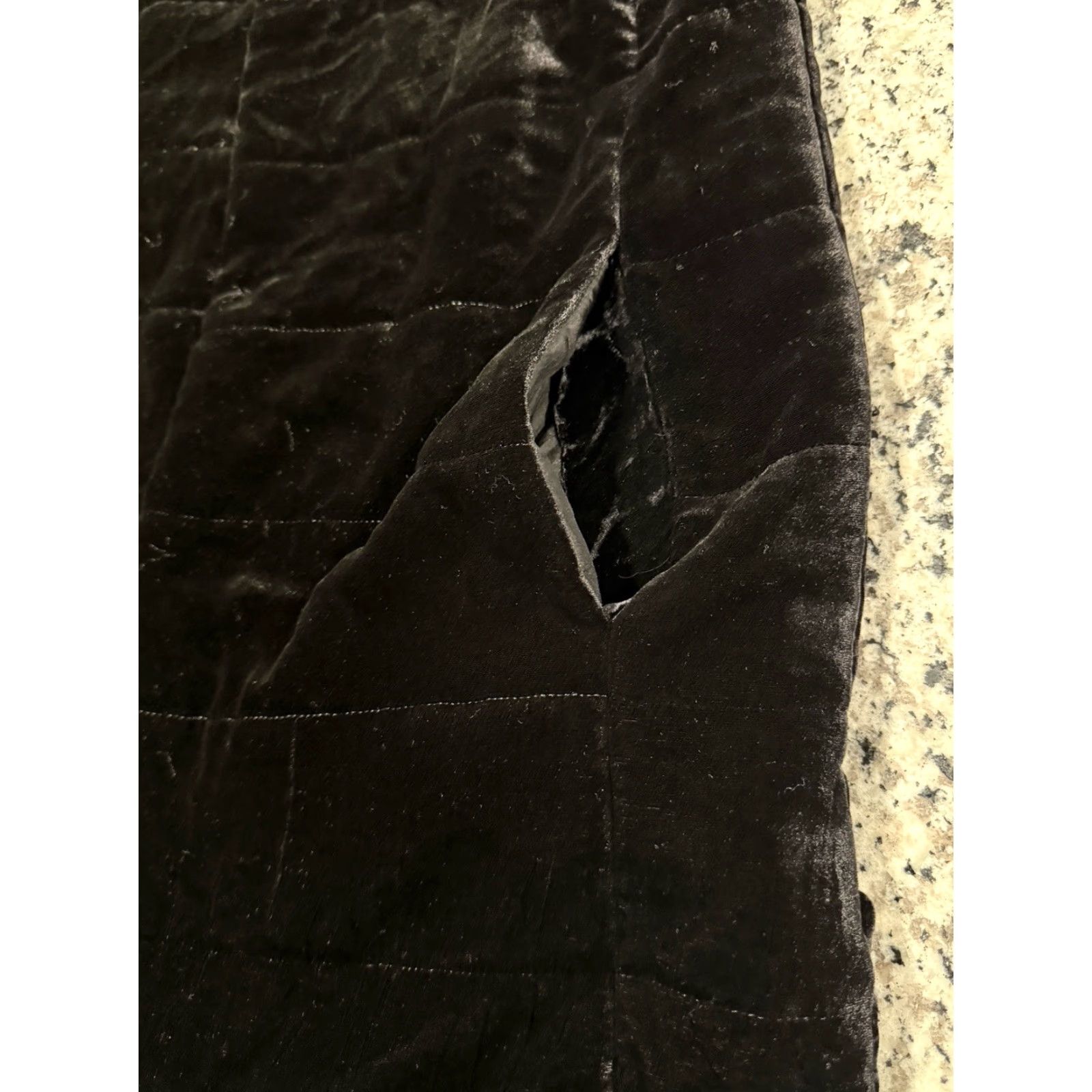 Eileen Fisher Eileen Fisher Black Velvet Open Front Sleeveless Silk Blend Vest Women’s S/P Size S / US 4 / IT 40 - 7 Thumbnail
