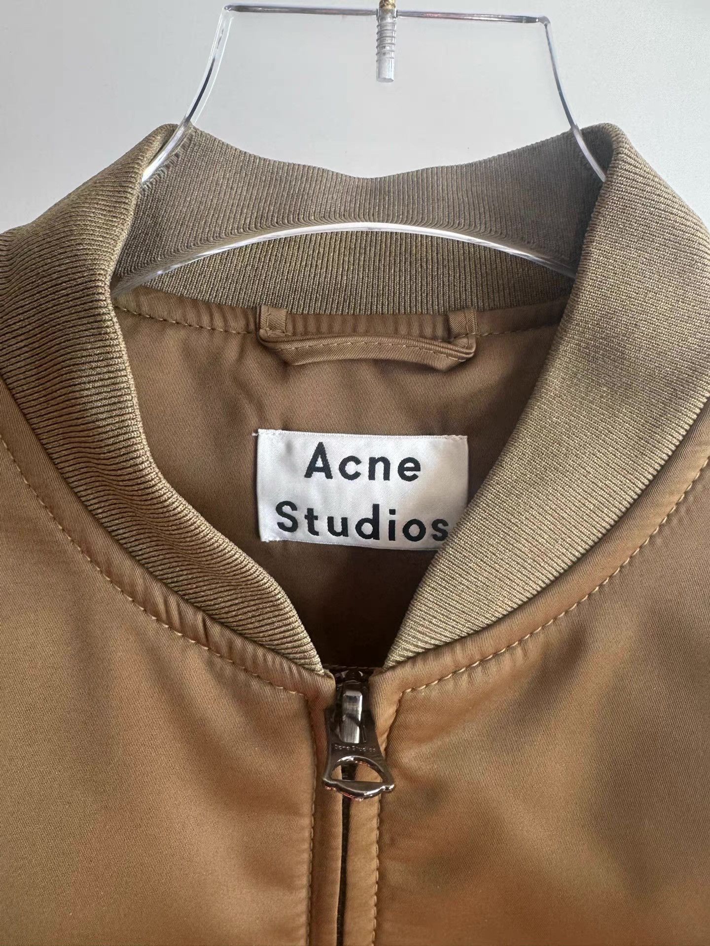 Acne Studios Acne Studios MA-1 olive green bomber jacket Q17 Size US M / EU 48-50 / 2 - 3 Thumbnail
