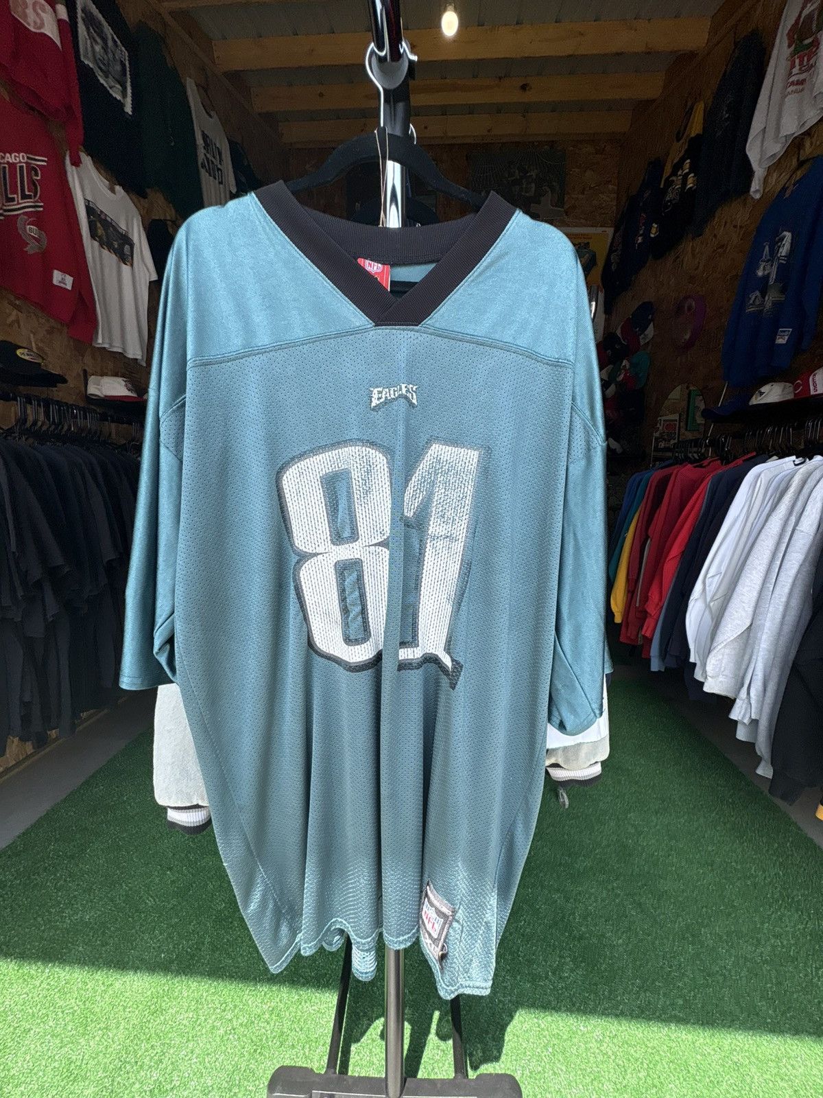 NFL × Vintage Vintage 2004 Terrell Owen’s Philadelphia Eagles jersey Size US XL / EU 56 / 4 - 1 Thumbnail