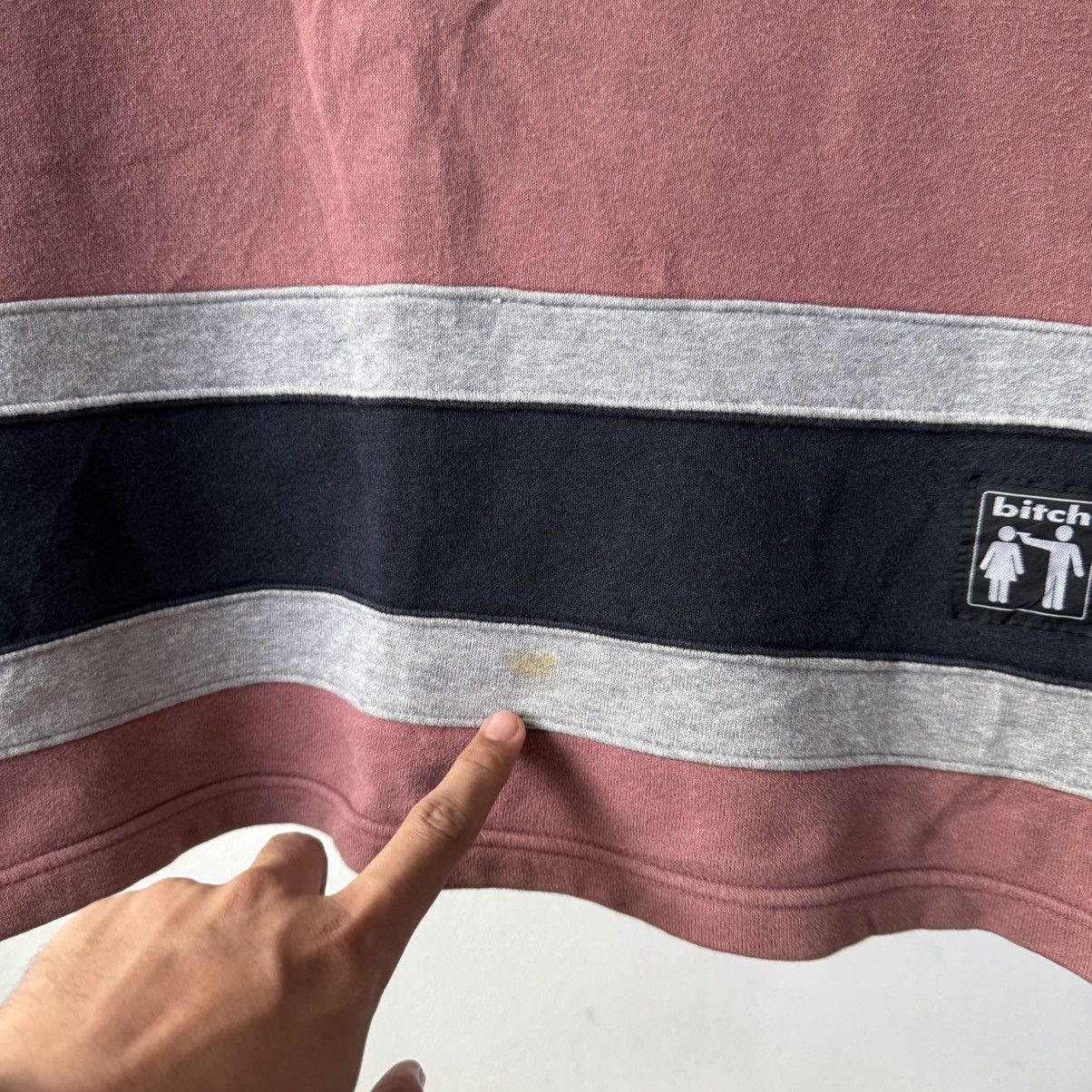 Vintage Vintage 90s Bitch Skateboard Sweatshirt Size US M / EU 48-50 / 2 - 7 Thumbnail