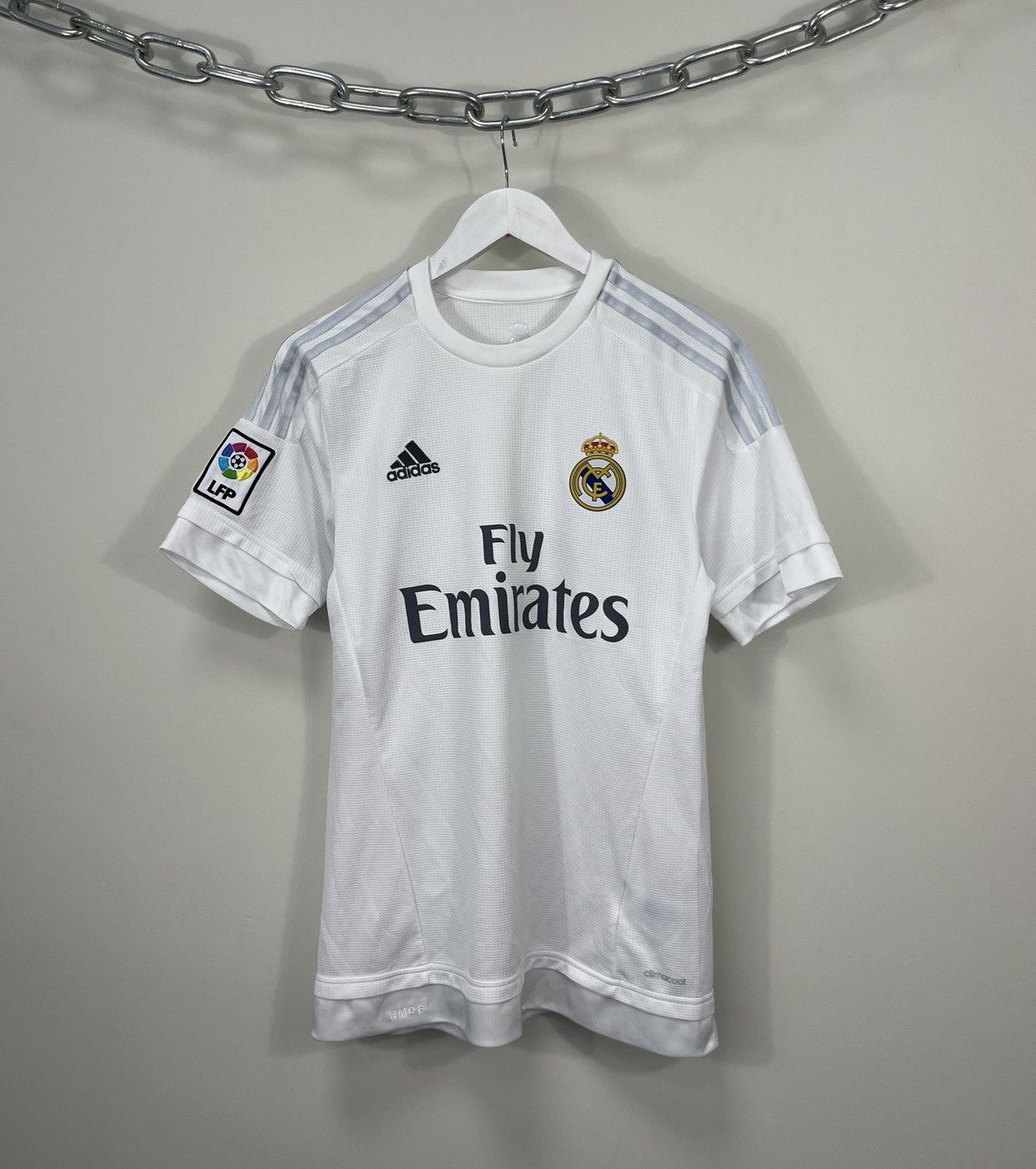 Real Madrid 2015 - 2016 Away Jersey Adidas Gray Shirt Size S Football  Soccer Kit