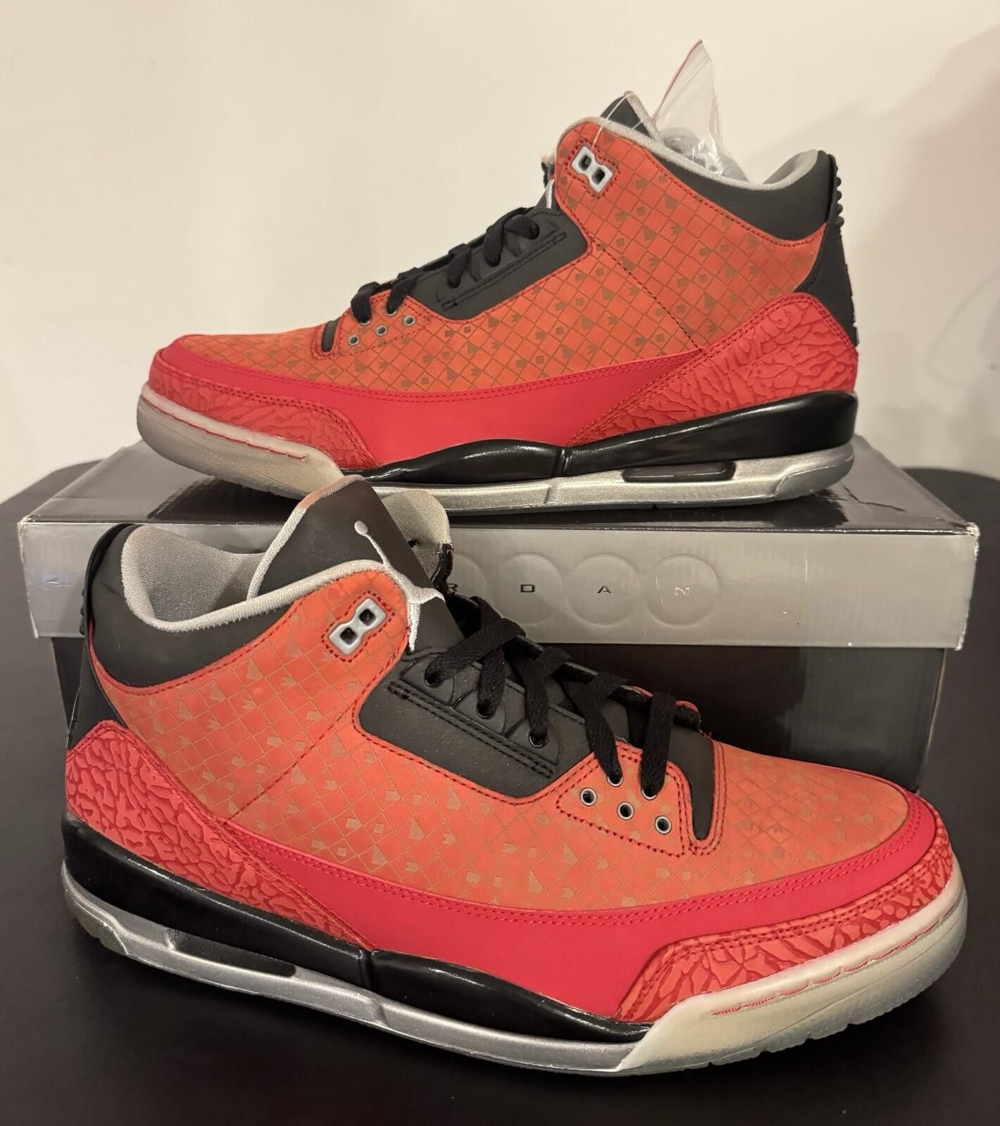 Jordan Brand Size 13 - Air Jordan 3 Retro 2010 Doernbecher Size US 13 / EU 46 - 1 Thumbnail