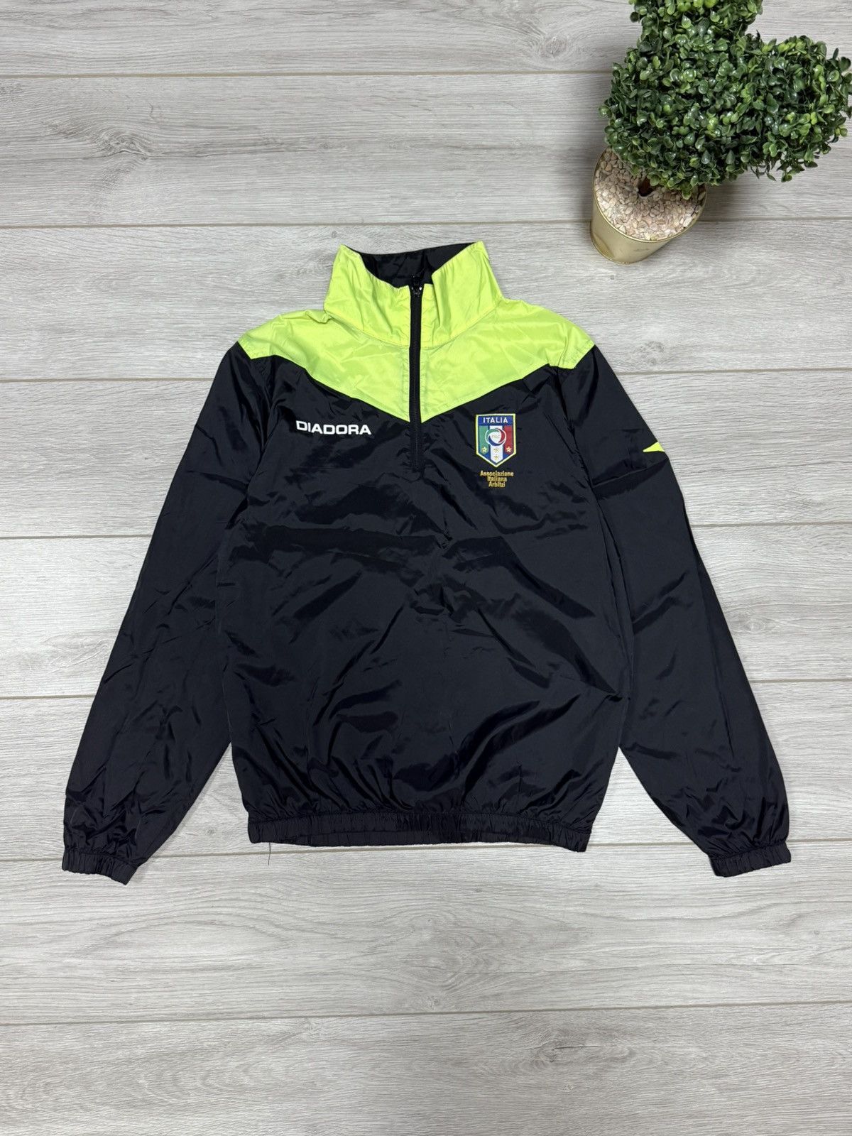 Diadora Diadora Italia vintage windbreaker jacket Size US S / EU 44-46 / 1 - 3 Thumbnail