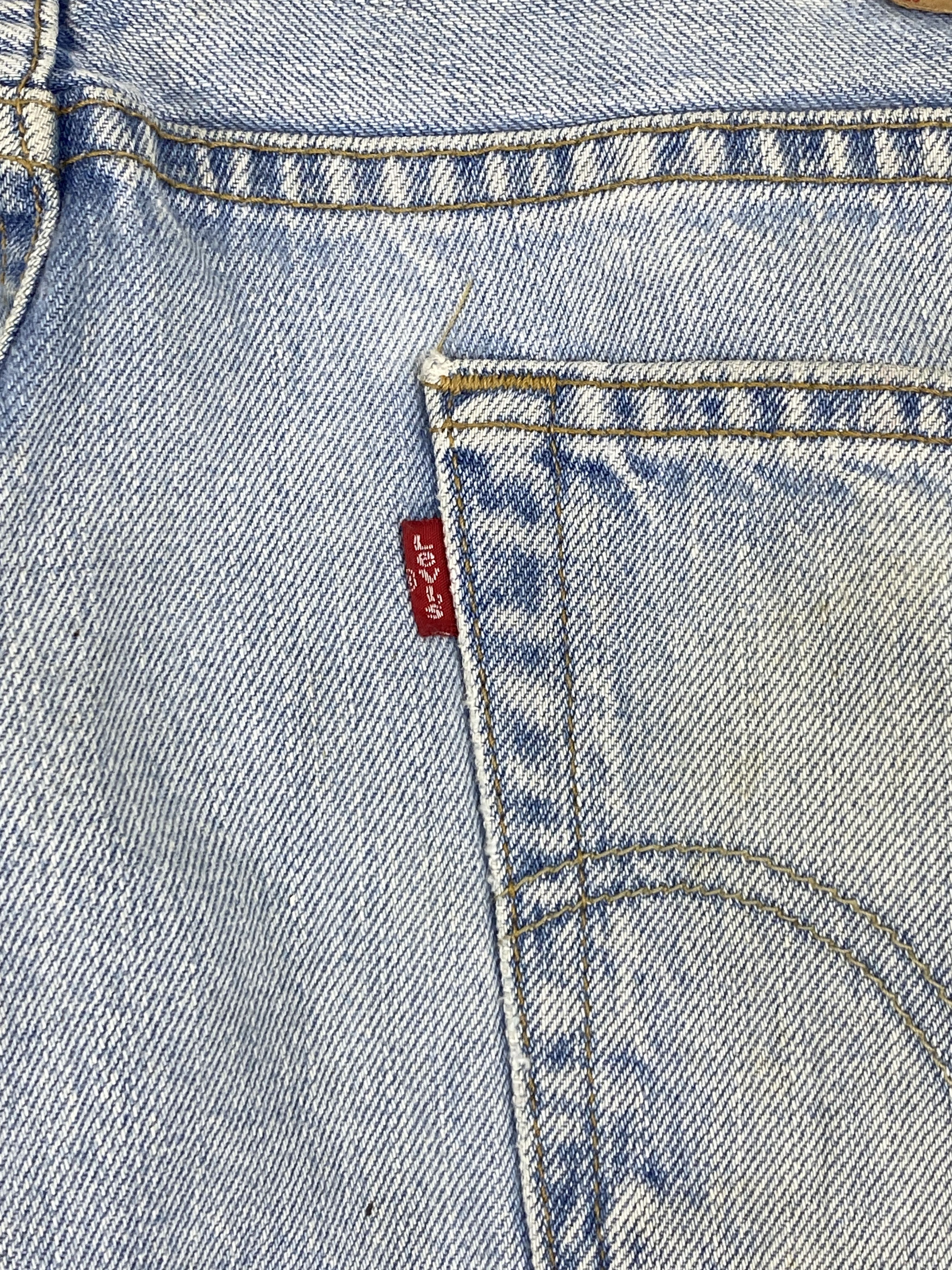 Levi's × Vintage Vintage Levis 505 Rusty Light Blue Jeans Size US 35 - 6 Thumbnail