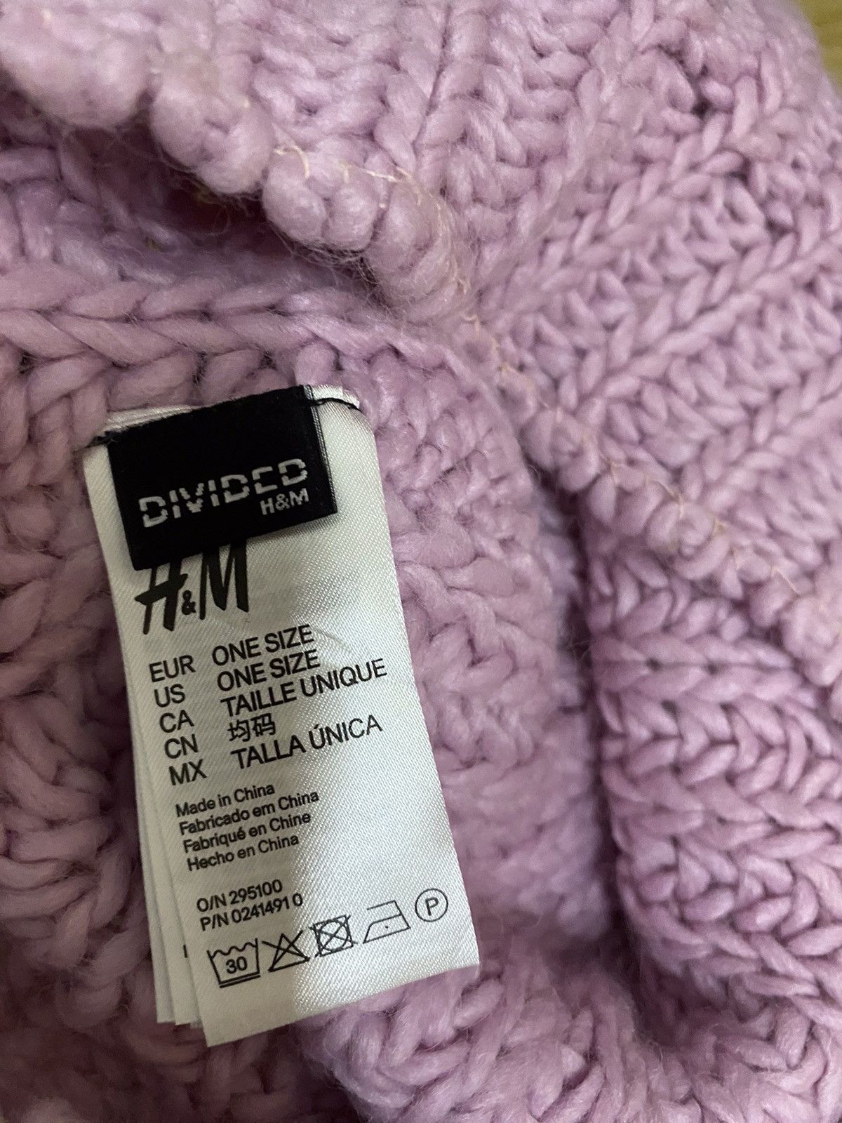 H&M × Vintage H&M Crochet Design Beanie Hat Size ONE SIZE - 5 Thumbnail