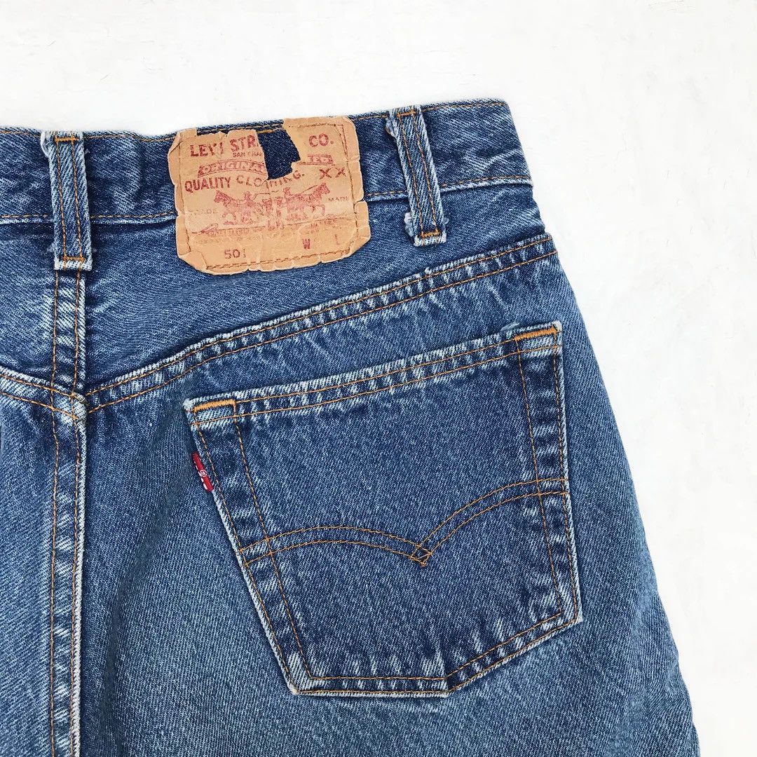 Levi's × Vintage Levi’s 1980 80s Vintage Tapered W29 L26 Blue Denim Jeans Size US 29 - 7 Thumbnail