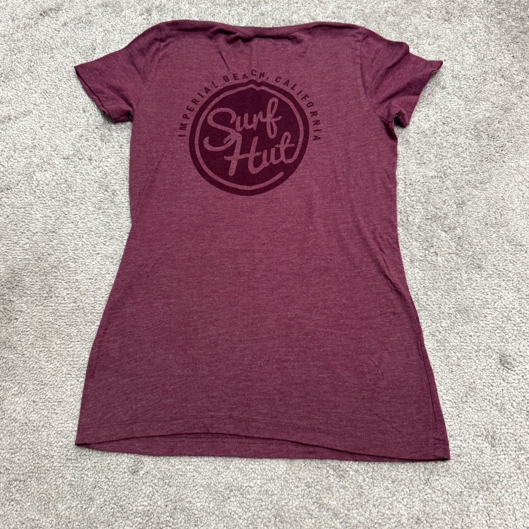 Imperial Surf Hut T-Shirt Womens Small Maroon Red Beach Surf Hut Classic Graphic Tee Casual Sleeve Short Sleeve Size S / US 4 / IT 40 - 2 Thumbnail