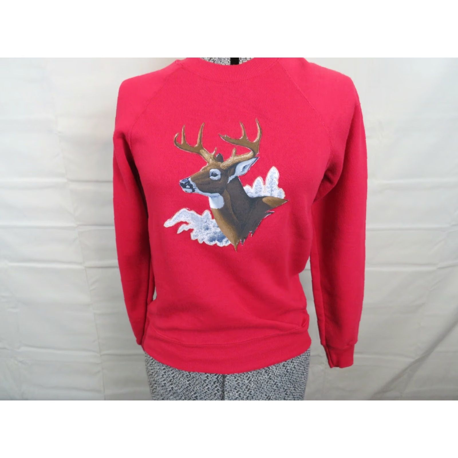 Lee VINTAGE Lee Sturdy Sweats Sweatshirt Red L Boys Deer Buck Whitetail 70s 80s Size US L / EU 52-54 / 3 - 2 Thumbnail