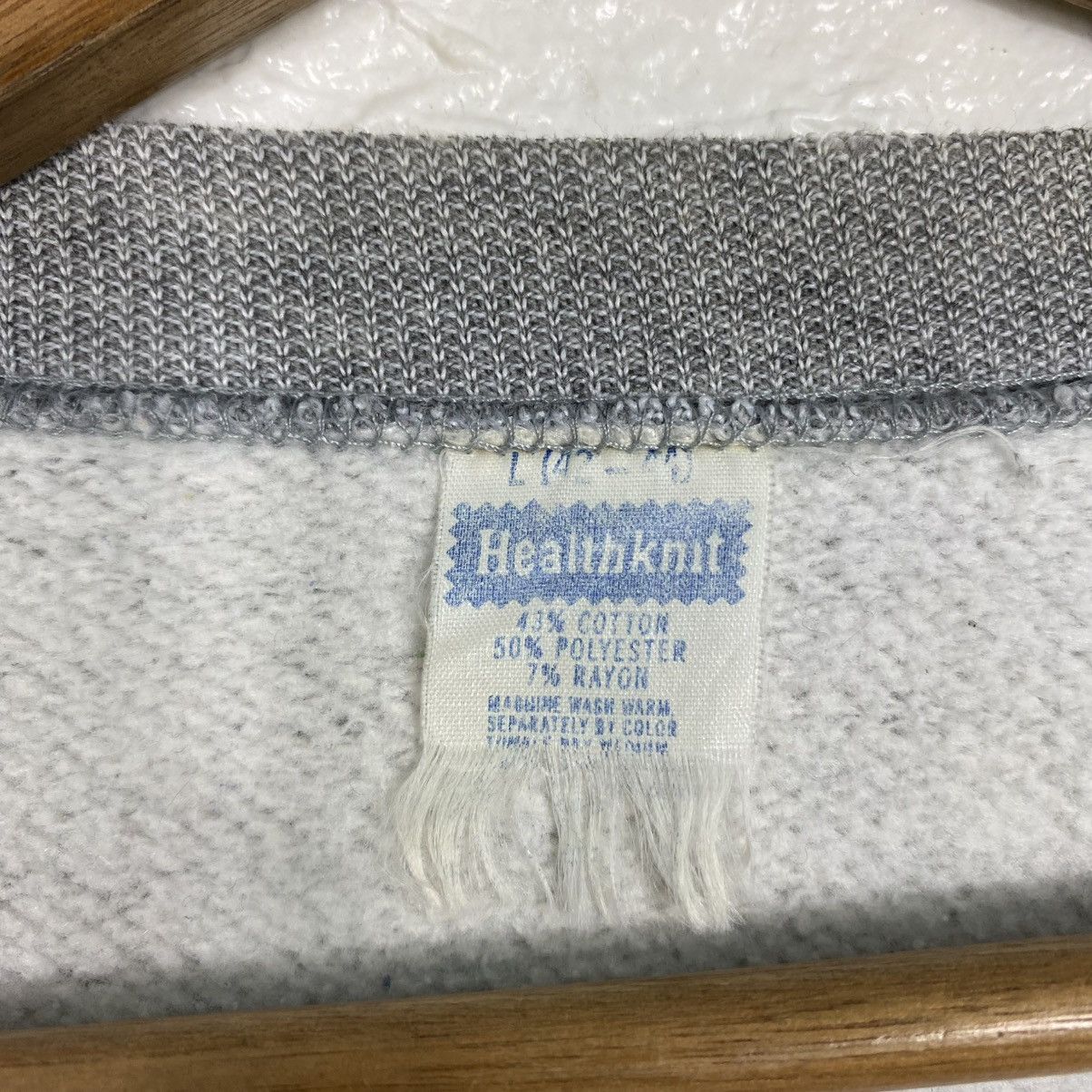 Vintage 🔥 HEALTHKNIT VINTAGE SWEATSHIRT BEACH KIDS GRAPHIC CREWNECK Size US L / EU 52-54 / 3 - 14 Thumbnail