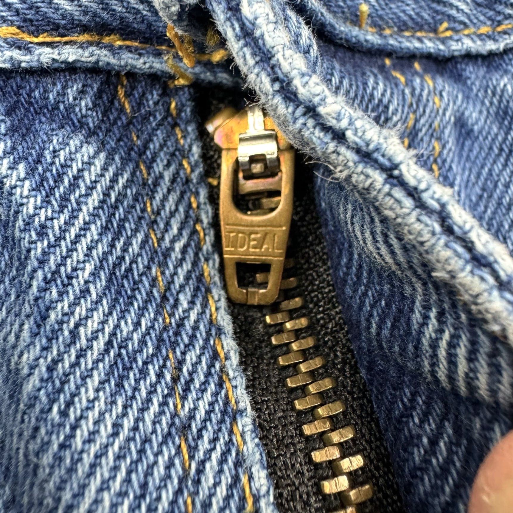 Vintage Vintage Blue Label Jeans 36x30 Blue American USA Zipper 1970s Pants Cotton Denim Straight Regular Men USA 70s Size US 36 / EU 52 - 4 Thumbnail