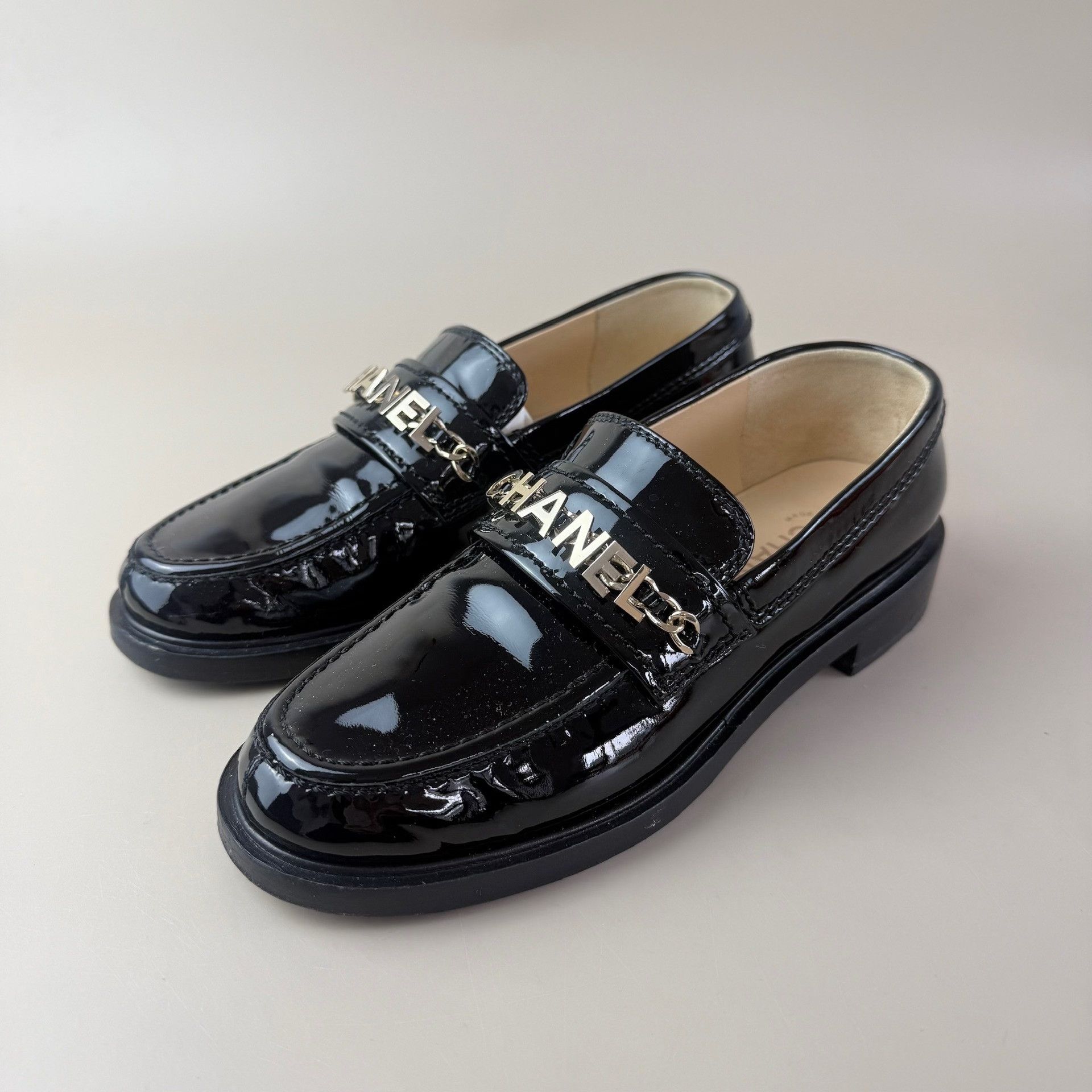 Chanel CHANEL Chain Letter Loafers Size US 5 / IT 35 - 1 Thumbnail