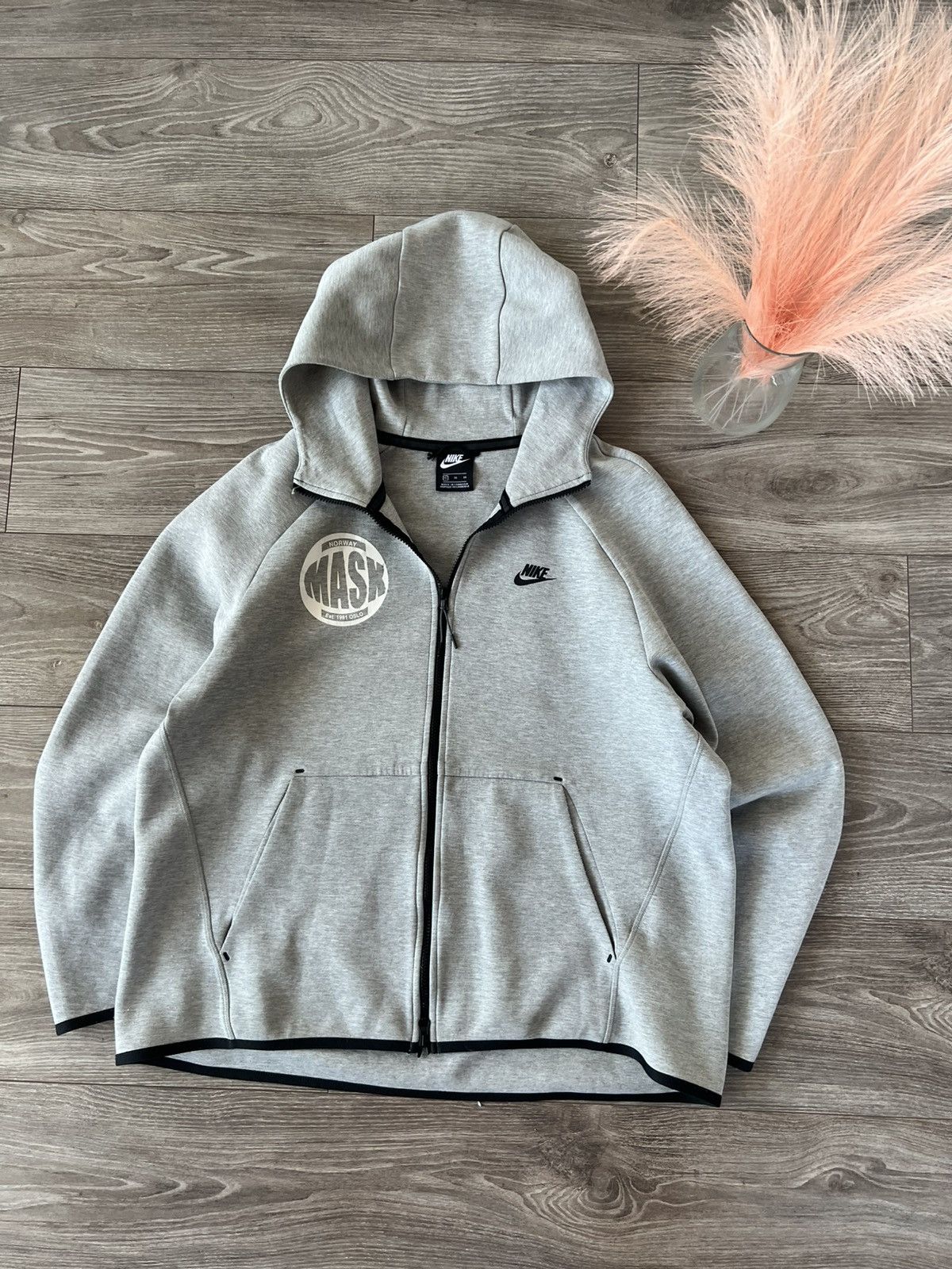 Designer × Nike ‼️Nike Tech Fleece Norway Windrunner Zip Hoodie‼️ Size US XL / EU 56 / 4 - 7 Thumbnail