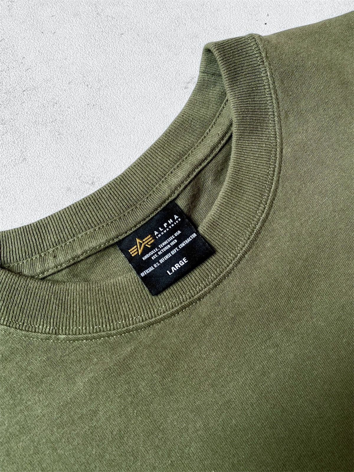 Alpha Industries Vintage Alpha Industries M-65 Pocket Tshirt Size US L / EU 52-54 / 3 - 4 Thumbnail
