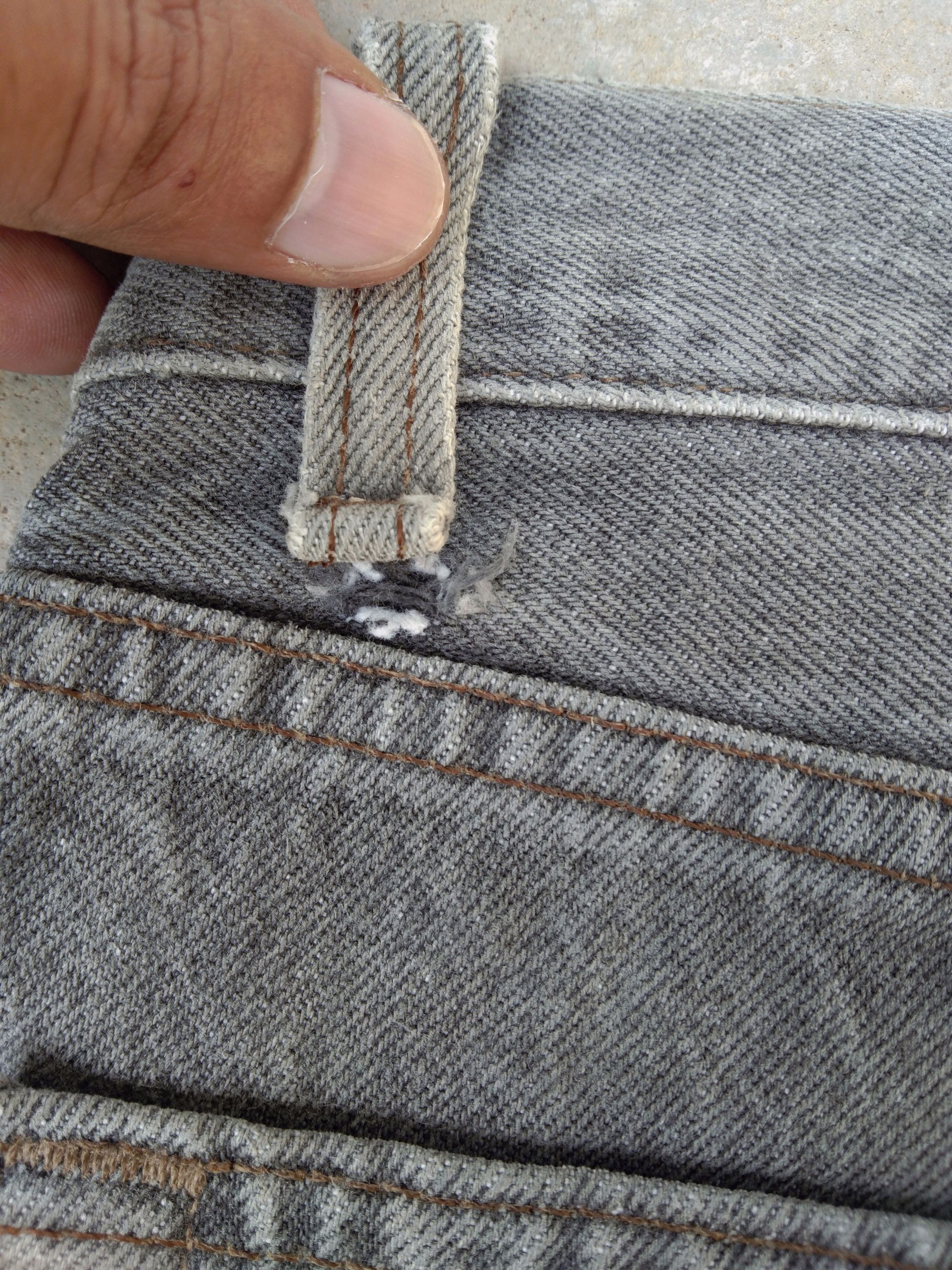 Levi's 80s Vintage Levi's 501 Made In USA Distressed Jeans 34x30 Size US 34 / EU 50 - 5 Thumbnail