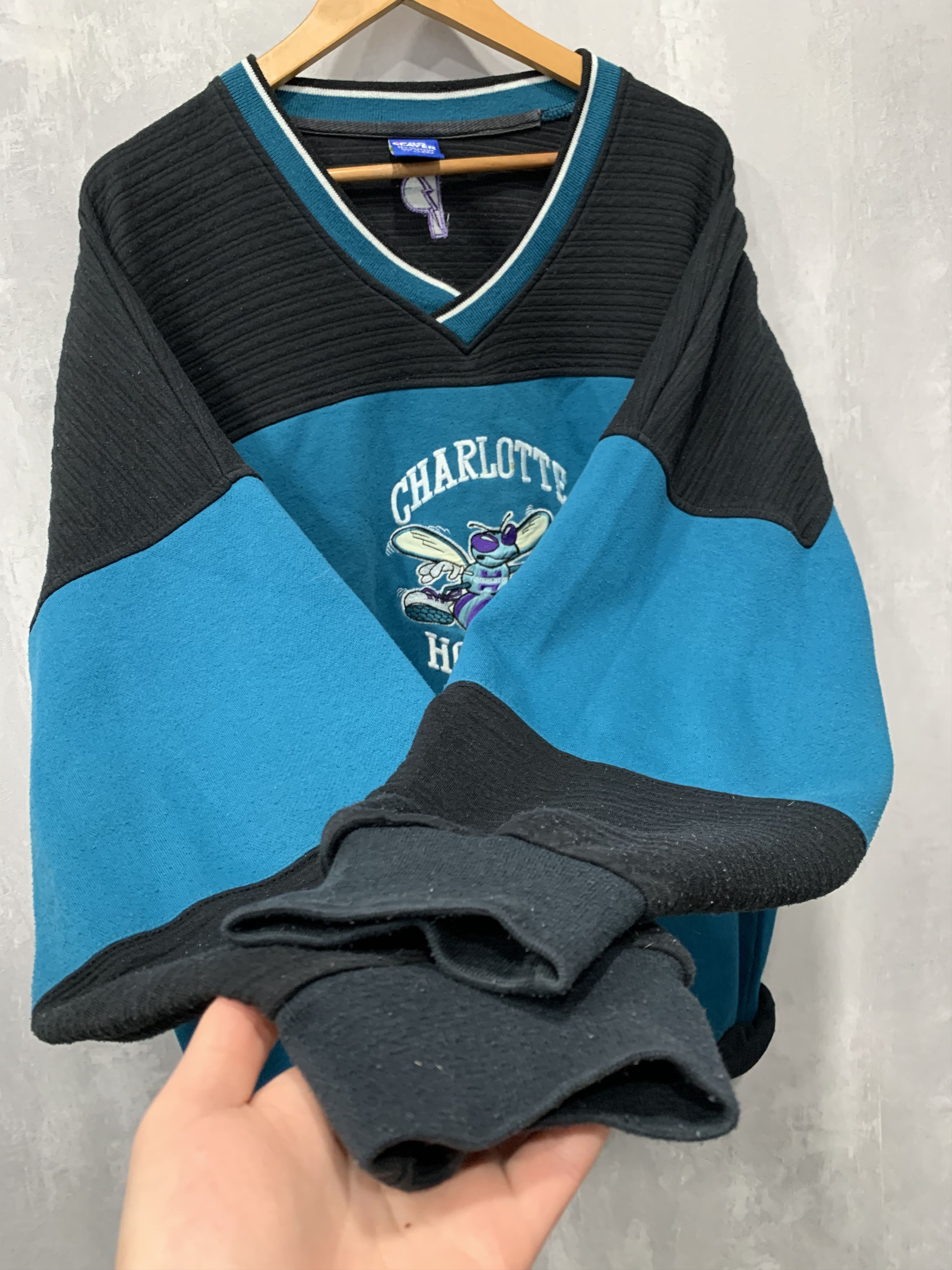 NBA × Vintage Vintage Charlotte Hornets Sweatshirt NBA Pro Player 90s Y2K Size US XL / EU 56 / 4 - 6 Thumbnail