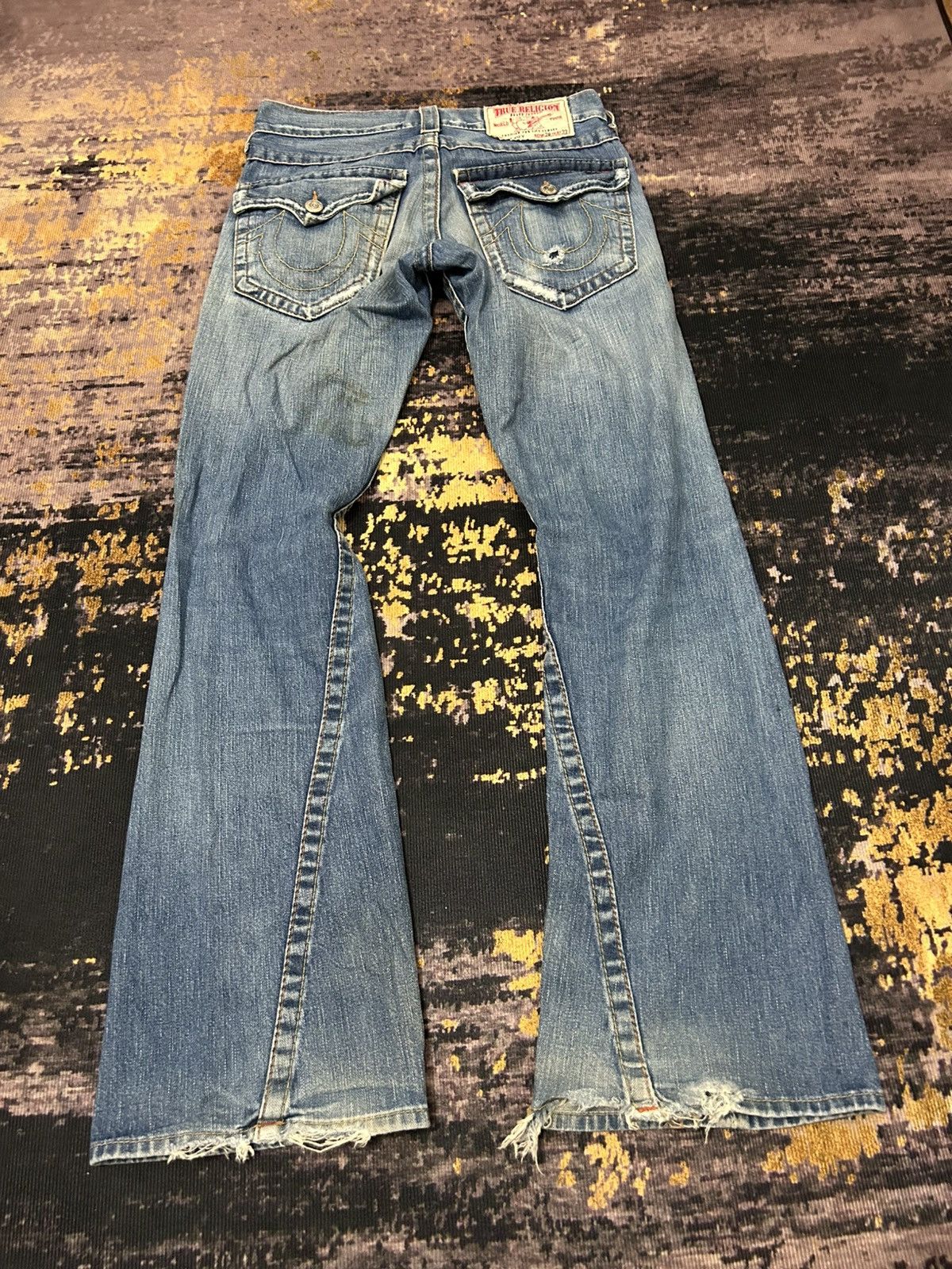 True Religion Vintage True Religion Distressed Flare Jeans Size US 31 - 6 Thumbnail