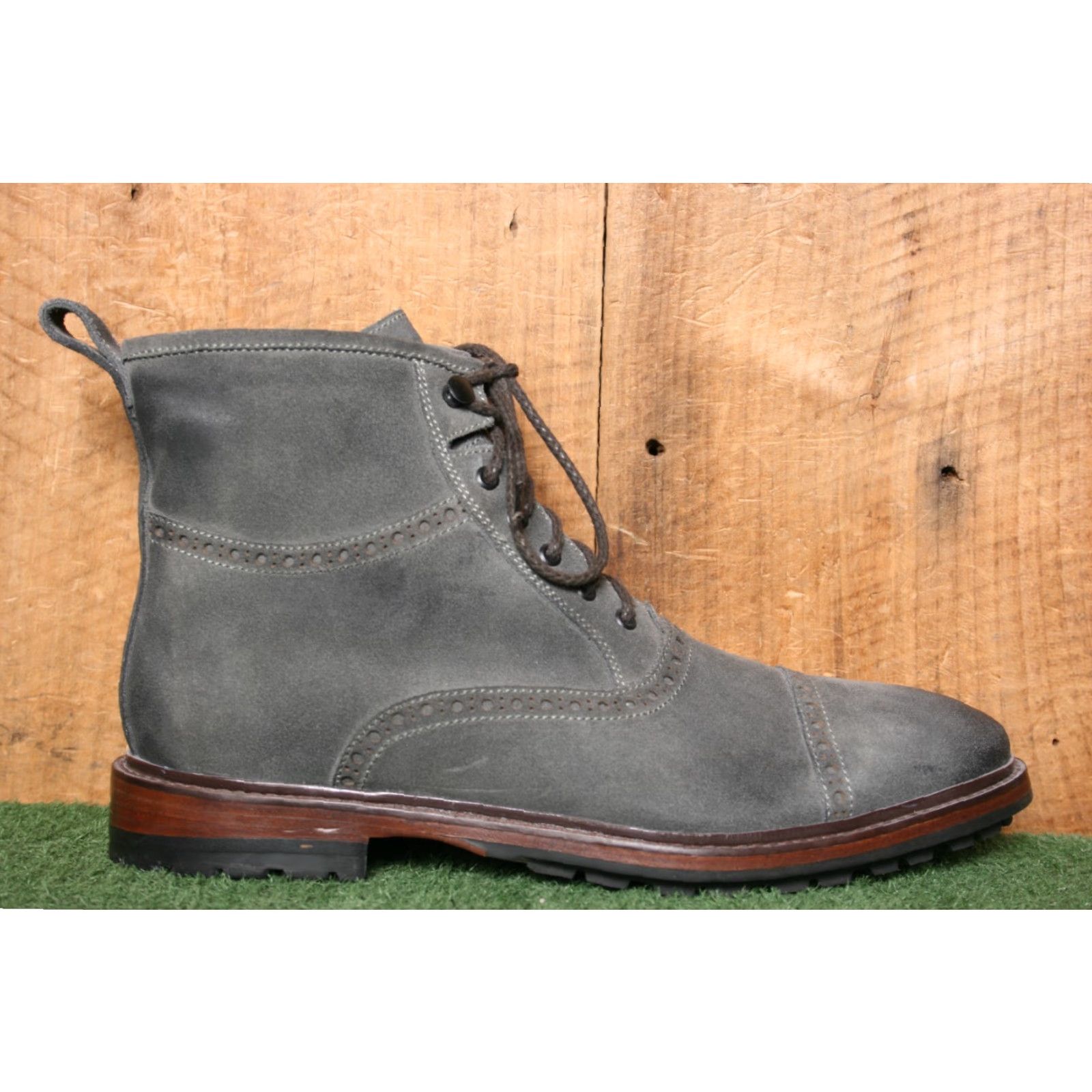 Vintage MARTIN DINGMAN Everett Gray Burnished Suede Brogue Cap Toe Boots Sz. 8.5 M Mens Dress Shoes Size ONE SIZE - 2 Thumbnail