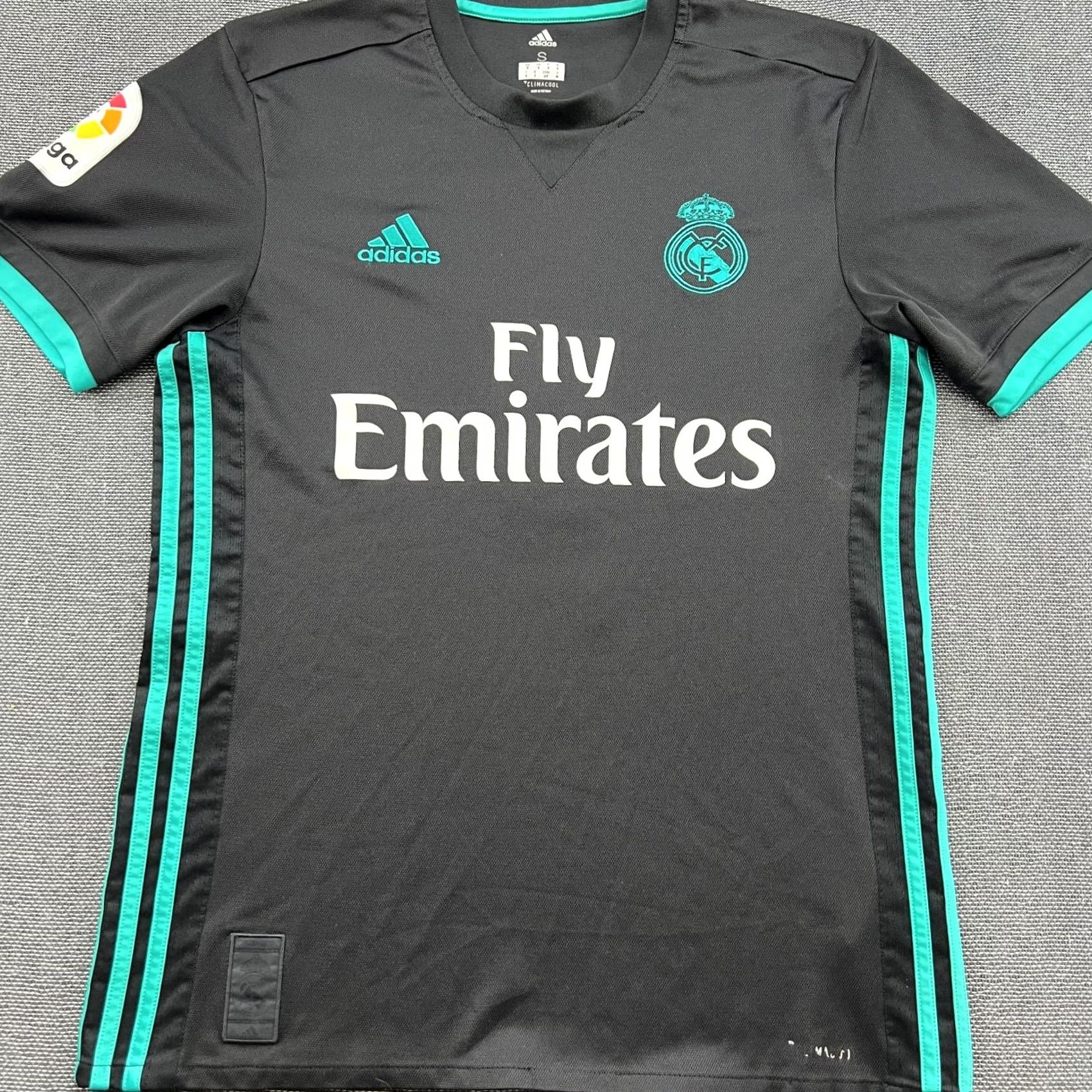 Adidas Real Madrid 2017 2018 Away Ronaldo #7 Men Small Football Jersey Shirt Adidas Shirt Men Small Black Football Jersey Adidas Size US S / EU 44-46 / 1 - 3 Thumbnail