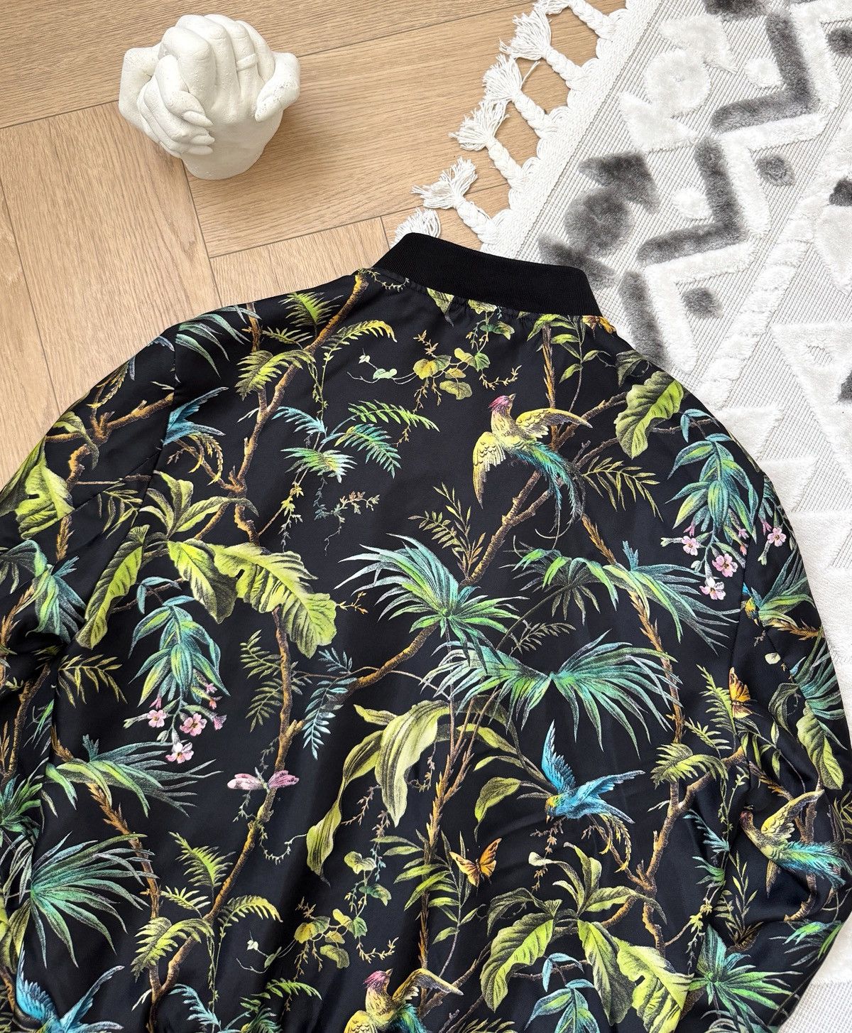 Gucci Men's GUCCI Silk Bomber Jacket Jungle Print size 50 M Size US M / EU 48-50 / 2 - 7 Thumbnail