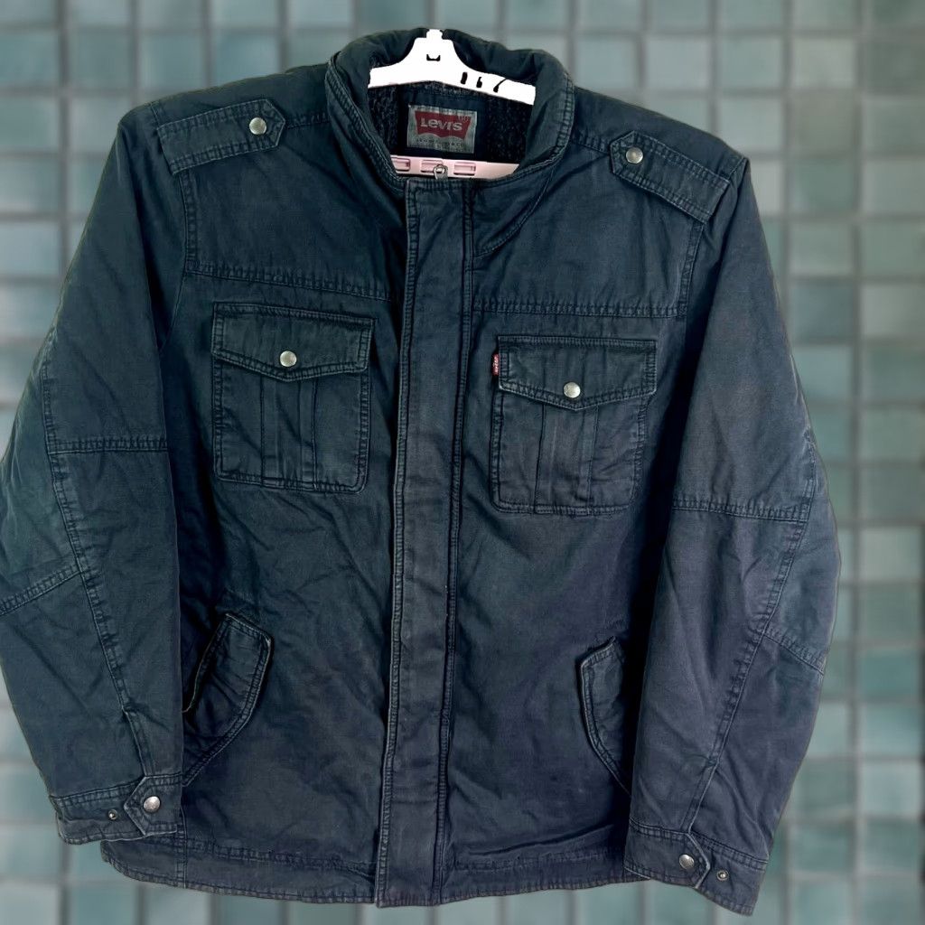 VINTAGE Levi's Trucker Jacket Denim Sherpa Lined Black Size XL Mens 56in Chest 90s USA Made & Crafted Jacket