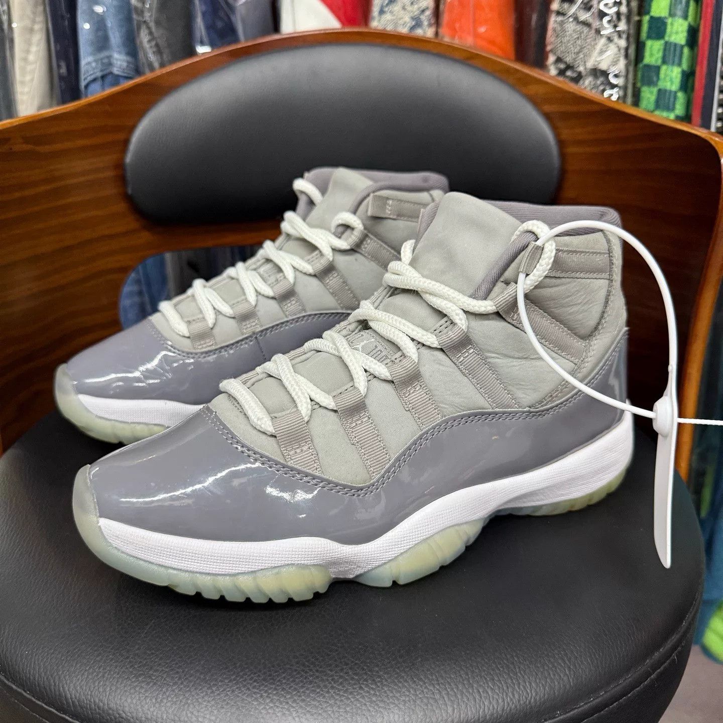 Nike Nike AJ11 Gray Lowtop Sneakers 40 Men Size US 7.5 / EU 40-41 - 1 Thumbnail